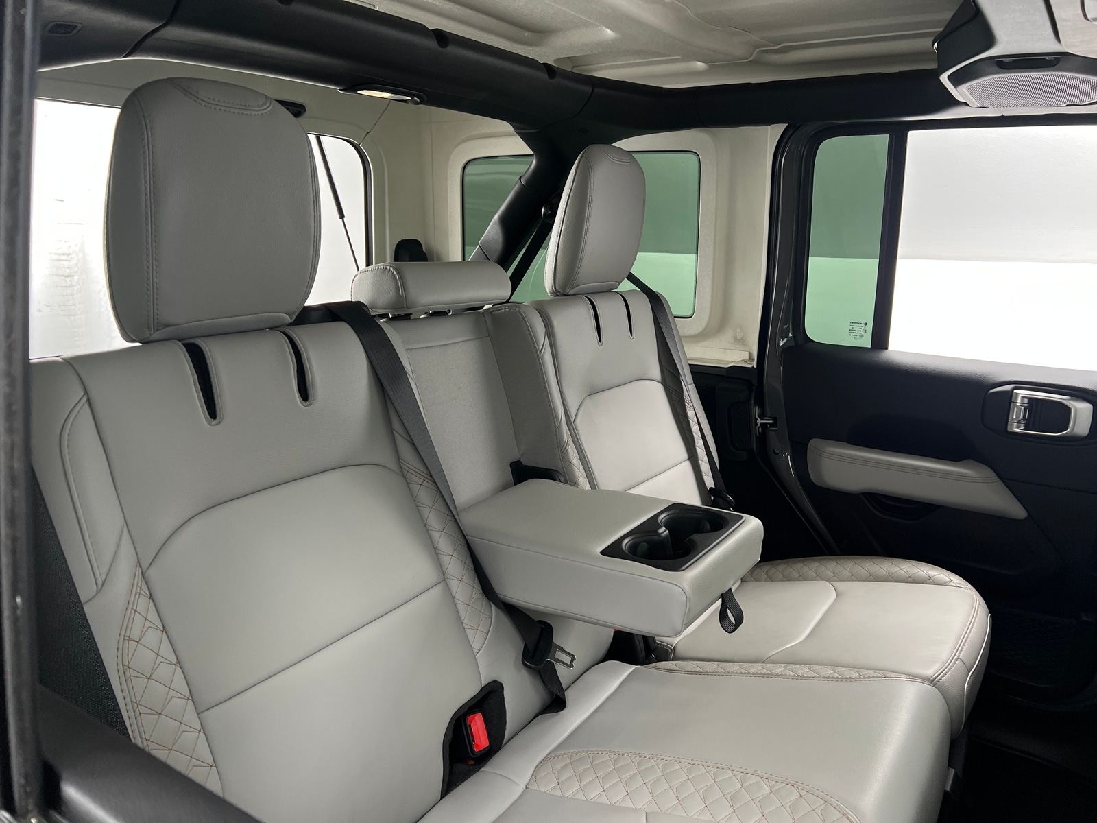 Thumbnail: 2023 Jeep Wrangler - 5