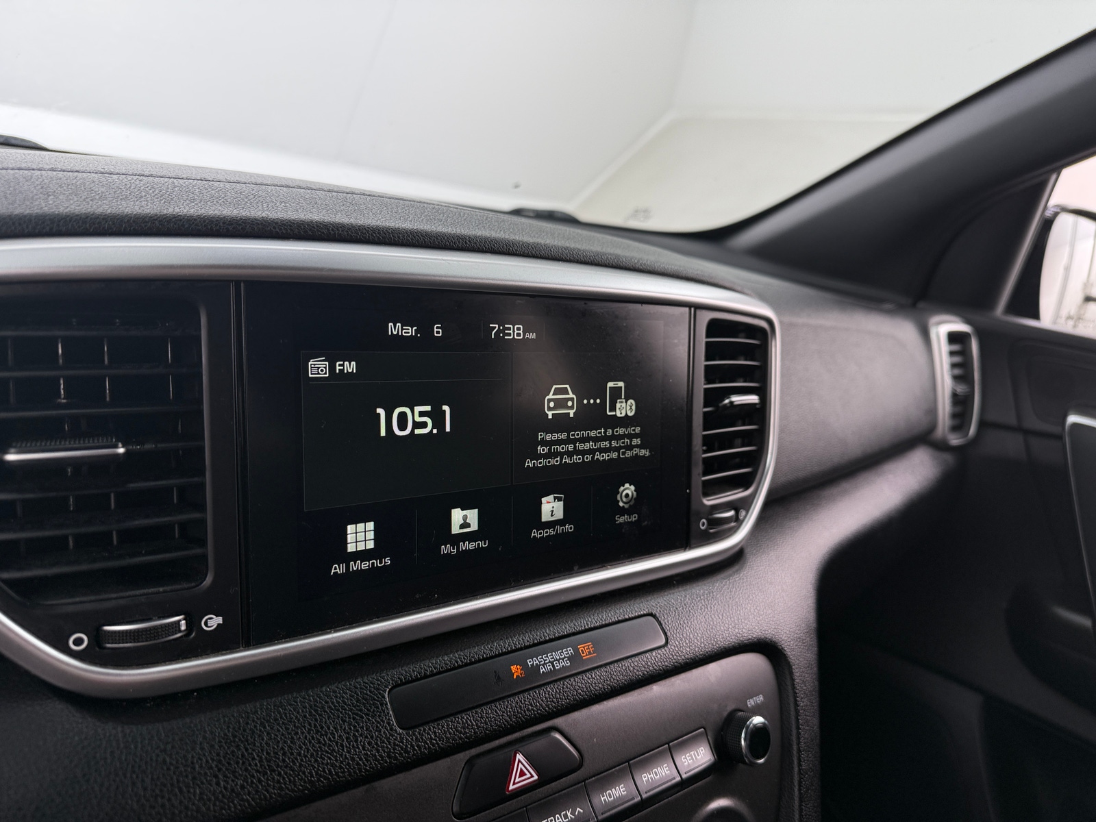 Thumbnail: 2022 Kia Sportage - 3