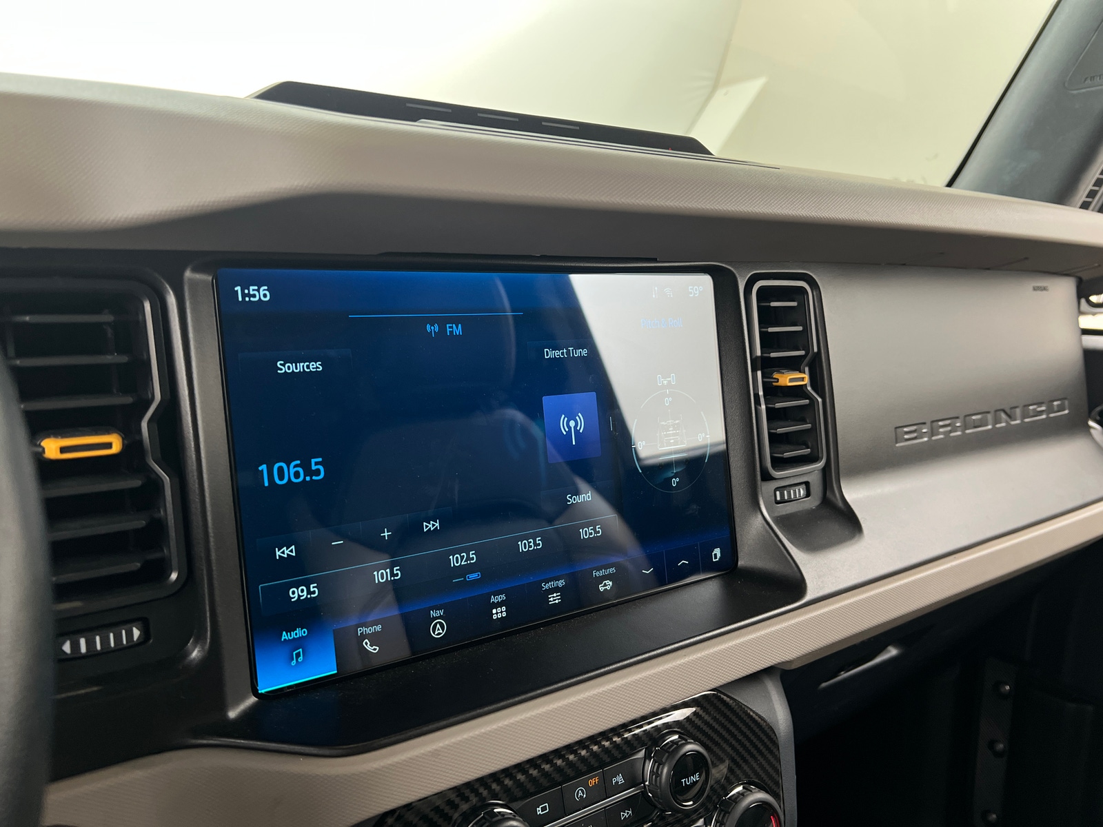 Thumbnail: 2022 Ford Bronco - 3