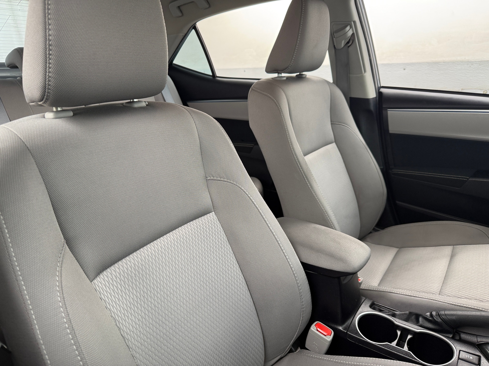 Thumbnail: 2014 Toyota Corolla - 2