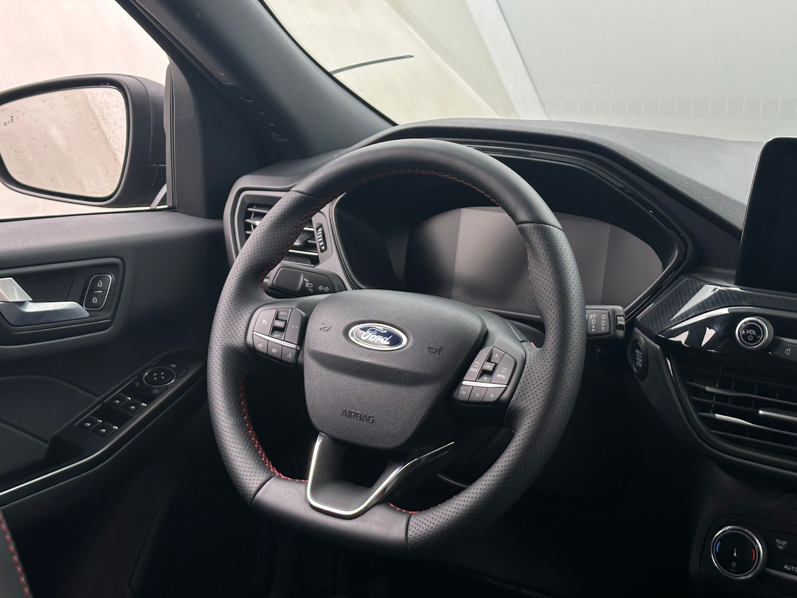 Thumbnail: 2025 Ford Escape - 5