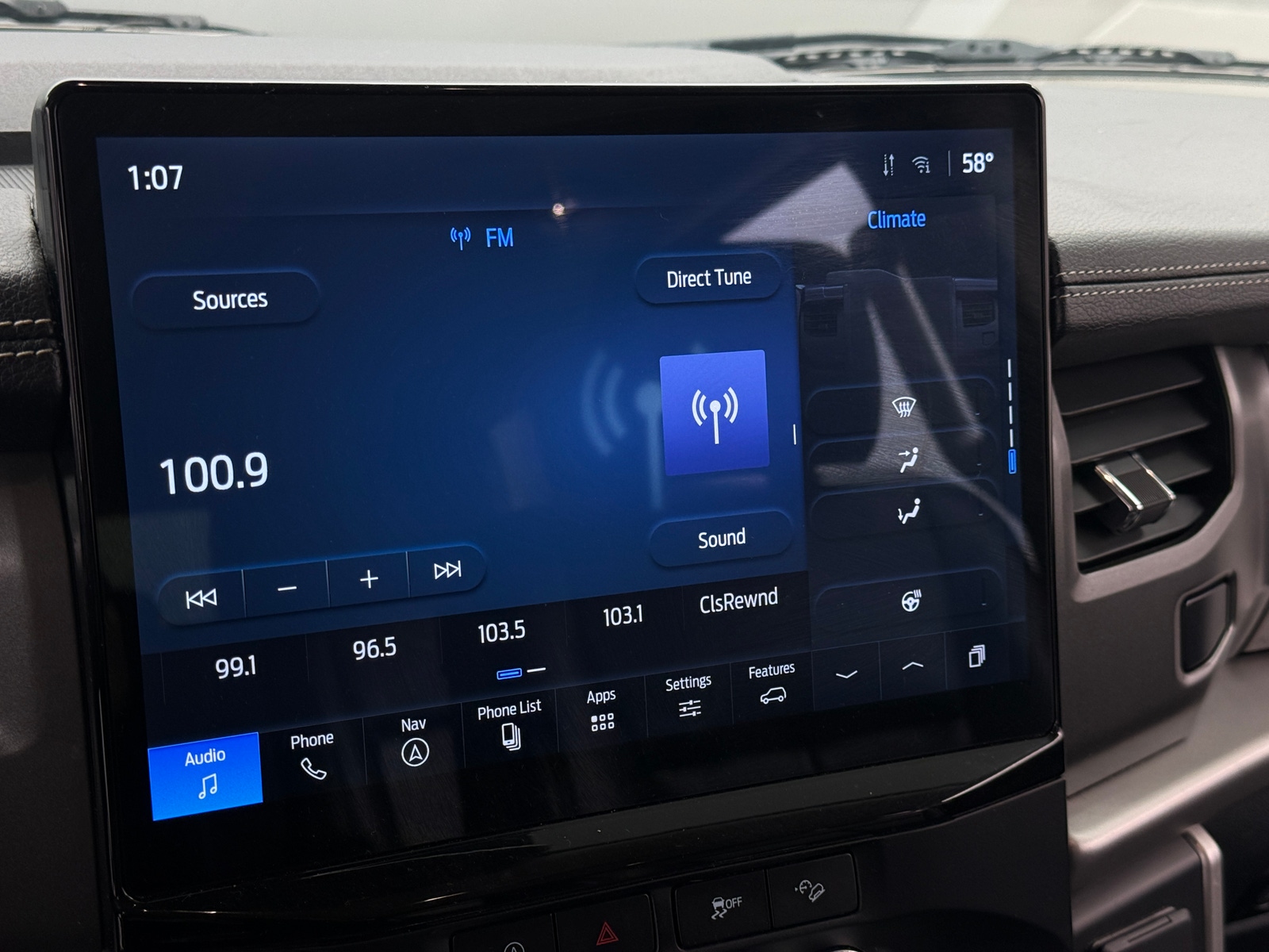 Thumbnail: 2024 Ford Expedition MAX - 3