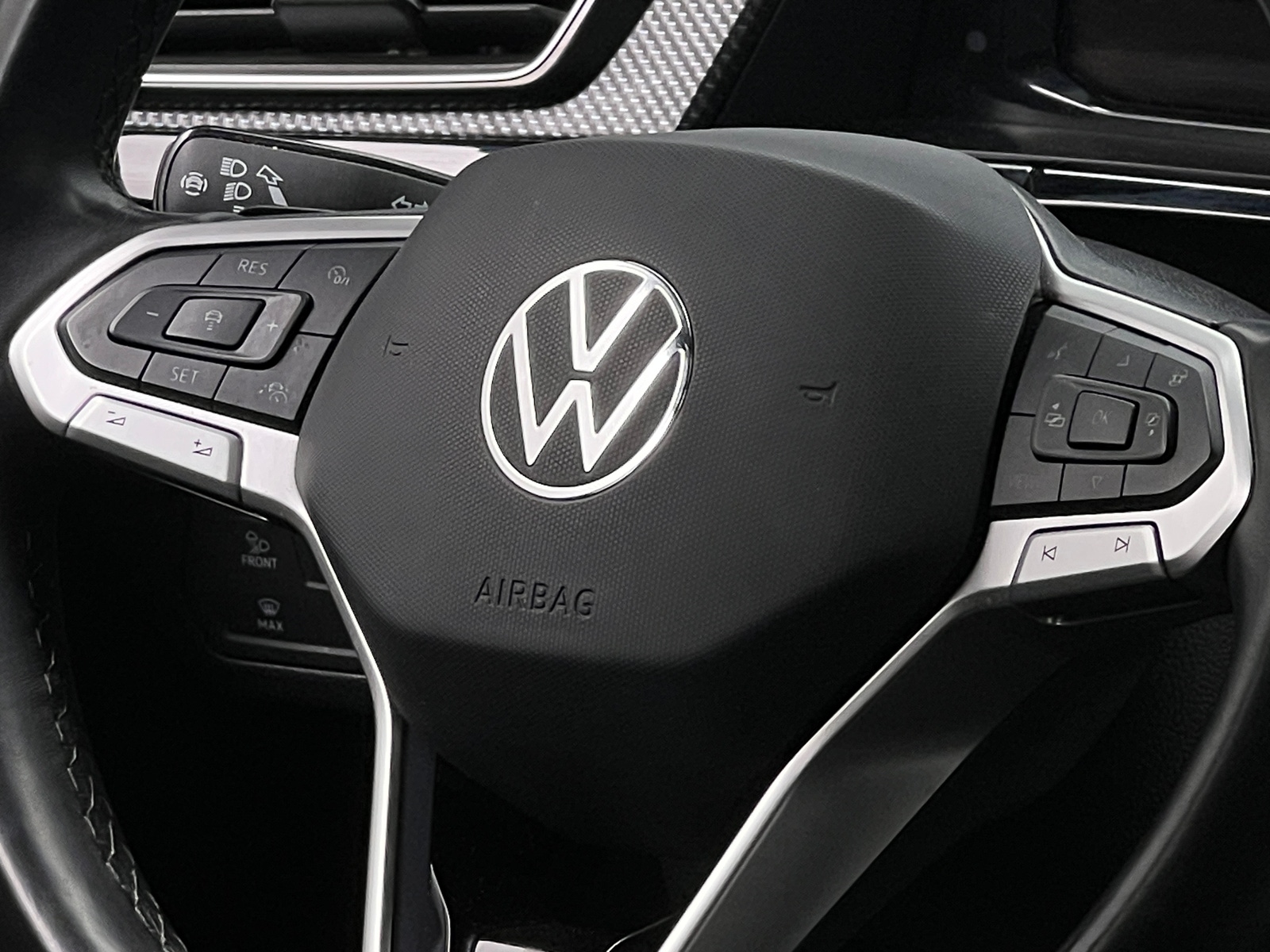 Thumbnail: 2024 Volkswagen Atlas - 4