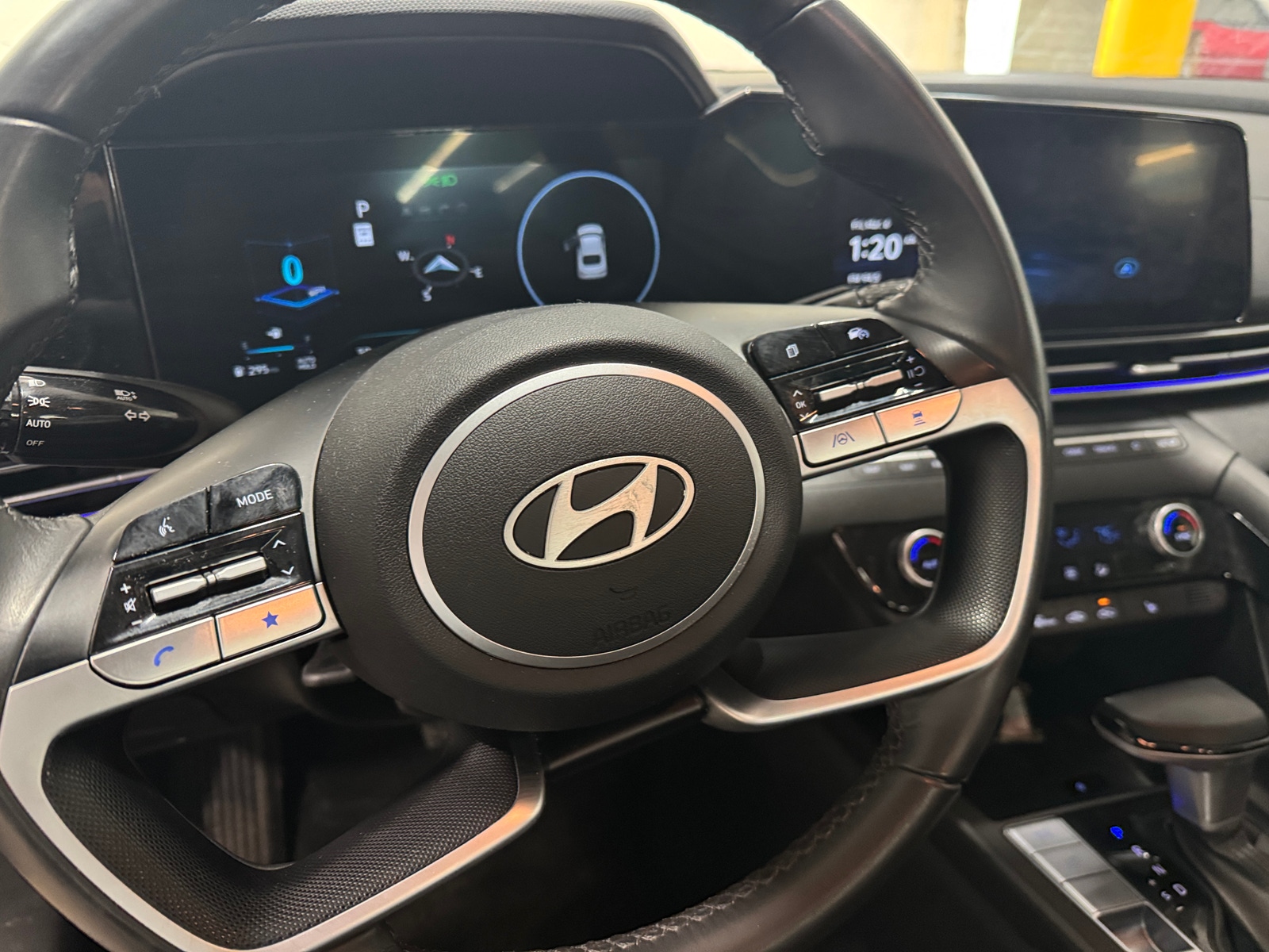 Thumbnail: 2025 Hyundai Elantra - 5