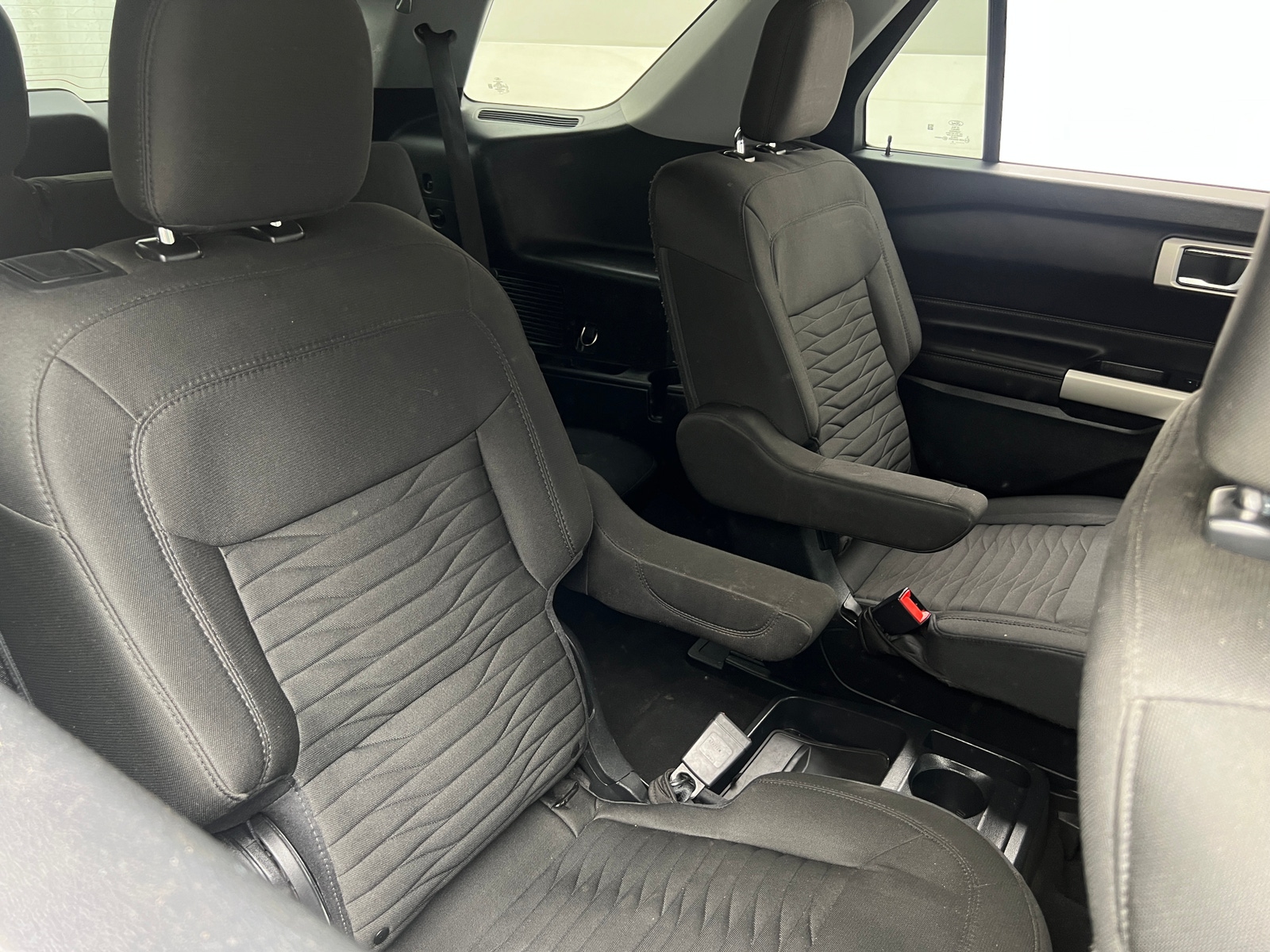 Thumbnail: 2021 Ford Explorer - 6