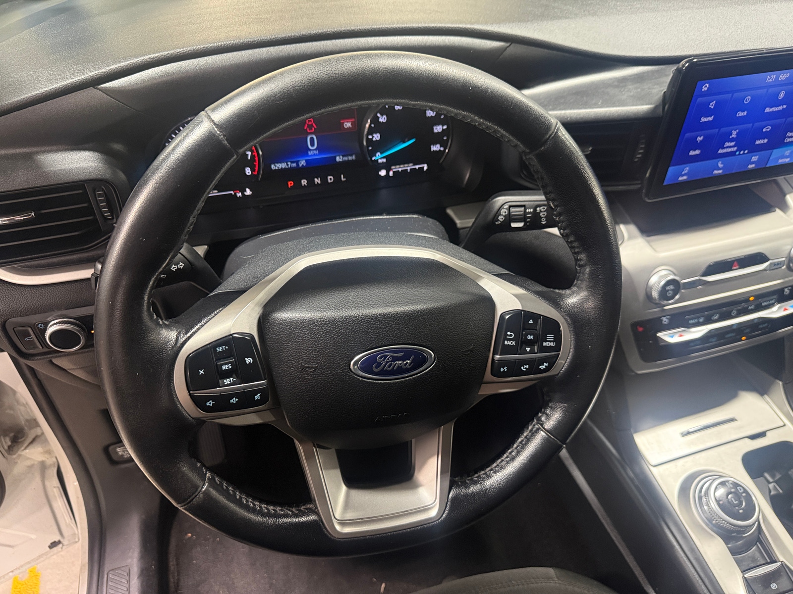 Thumbnail: 2021 Ford Explorer - 5