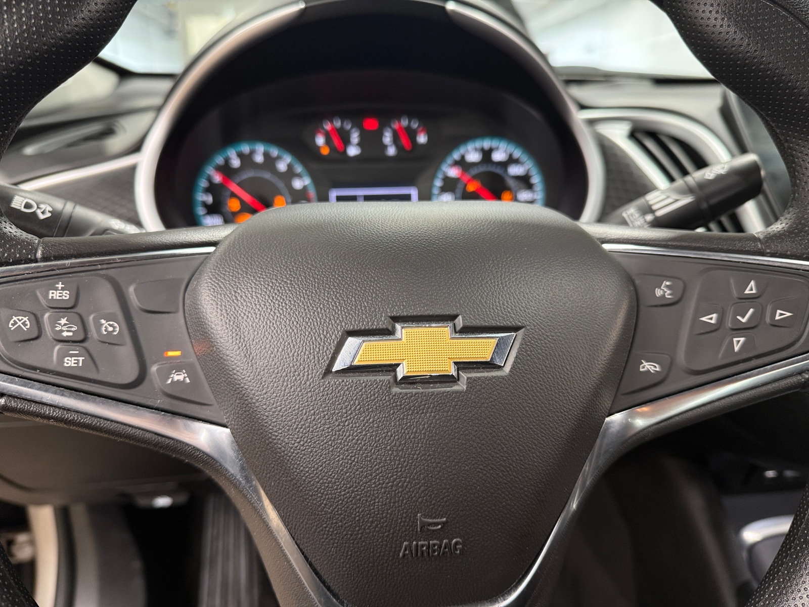 Thumbnail: 2024 Chevrolet Malibu - 5