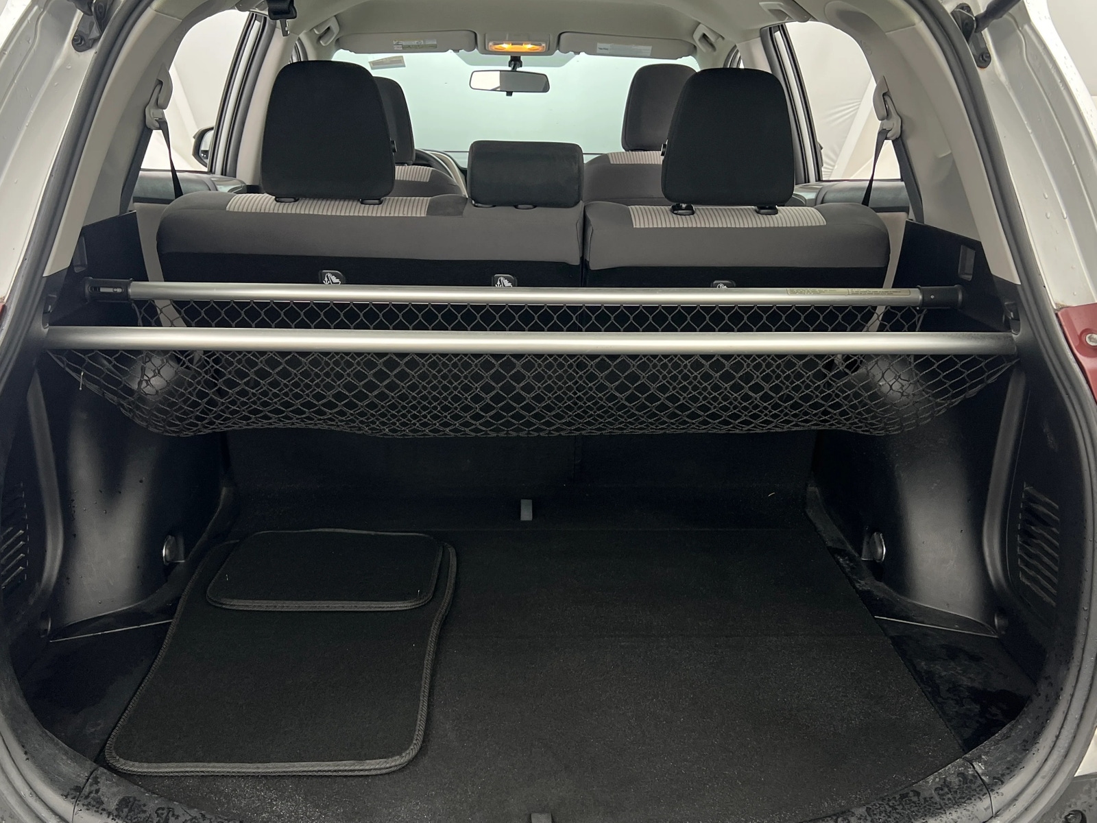 Thumbnail: 2014 Toyota RAV4 - 7