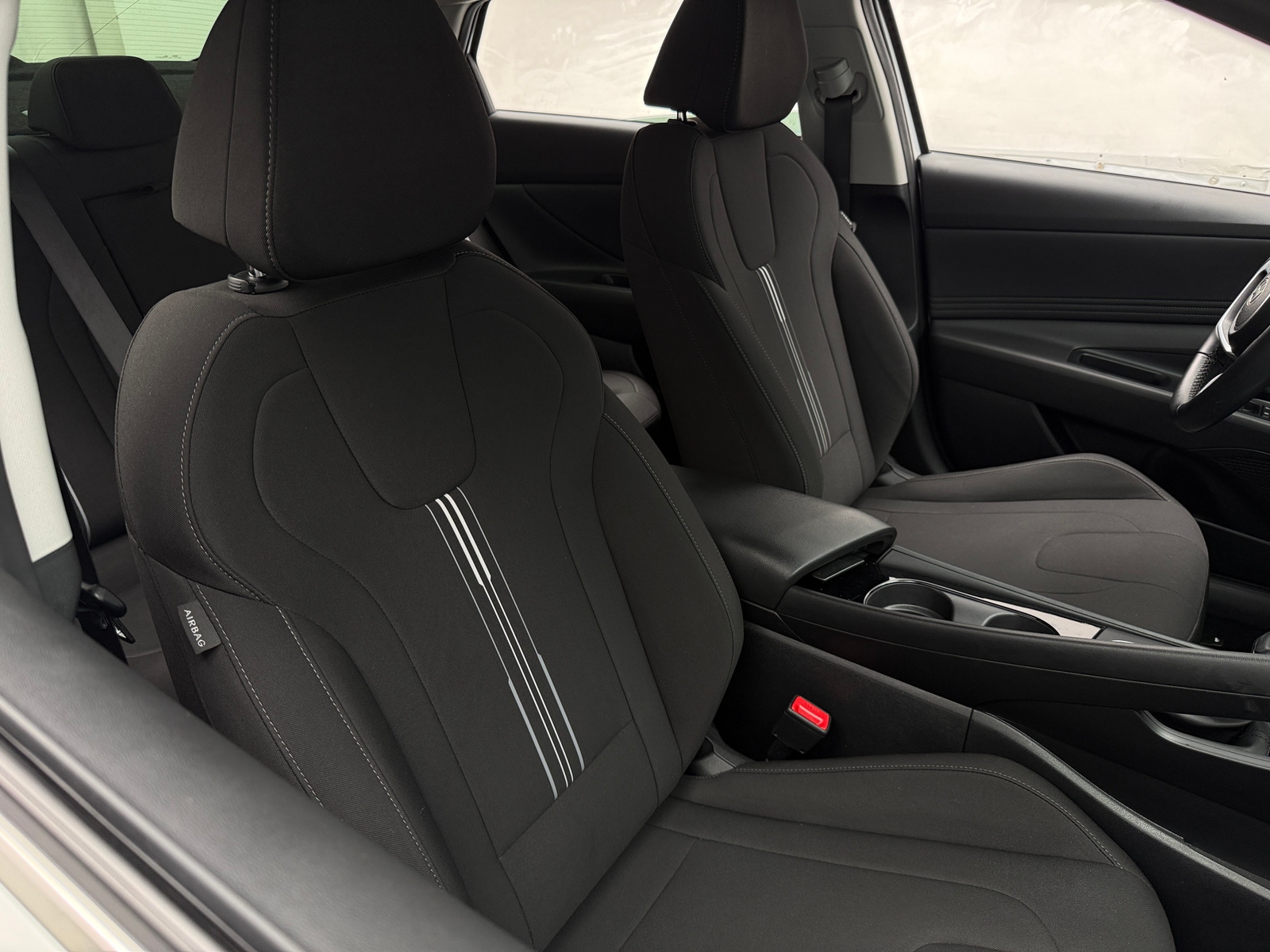 Thumbnail: 2024 Hyundai Elantra - 2