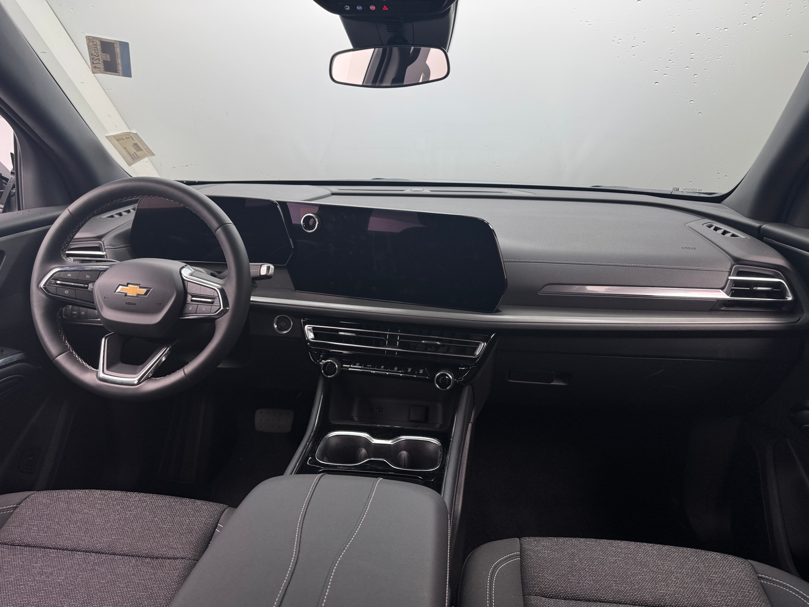 Thumbnail: 2026 Chevrolet Traverse - 3