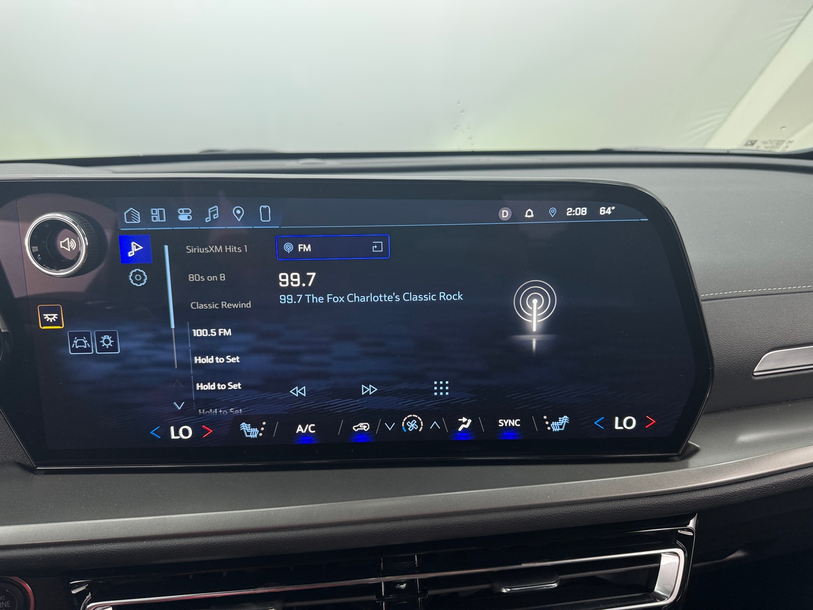 Thumbnail: 2026 Chevrolet Traverse - 4