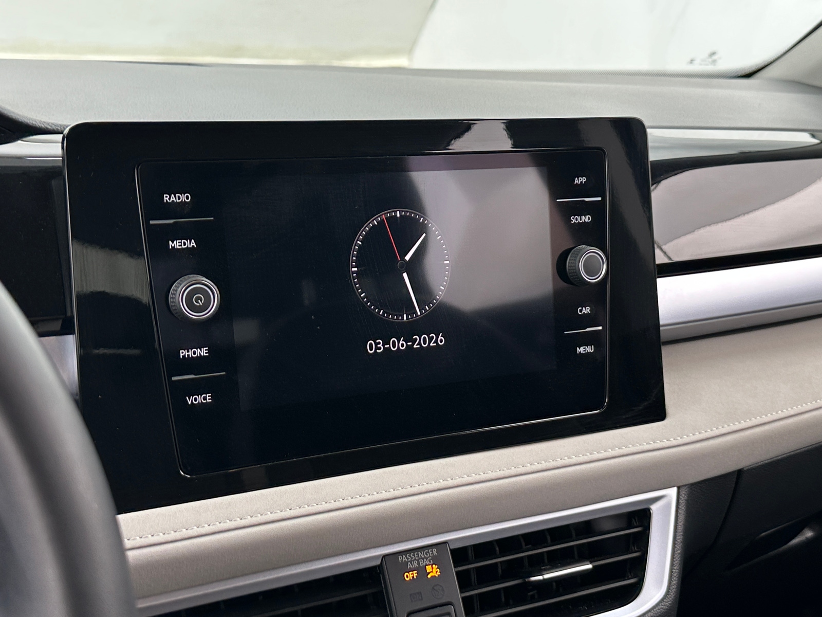 Thumbnail: 2025 Volkswagen Taos - 3