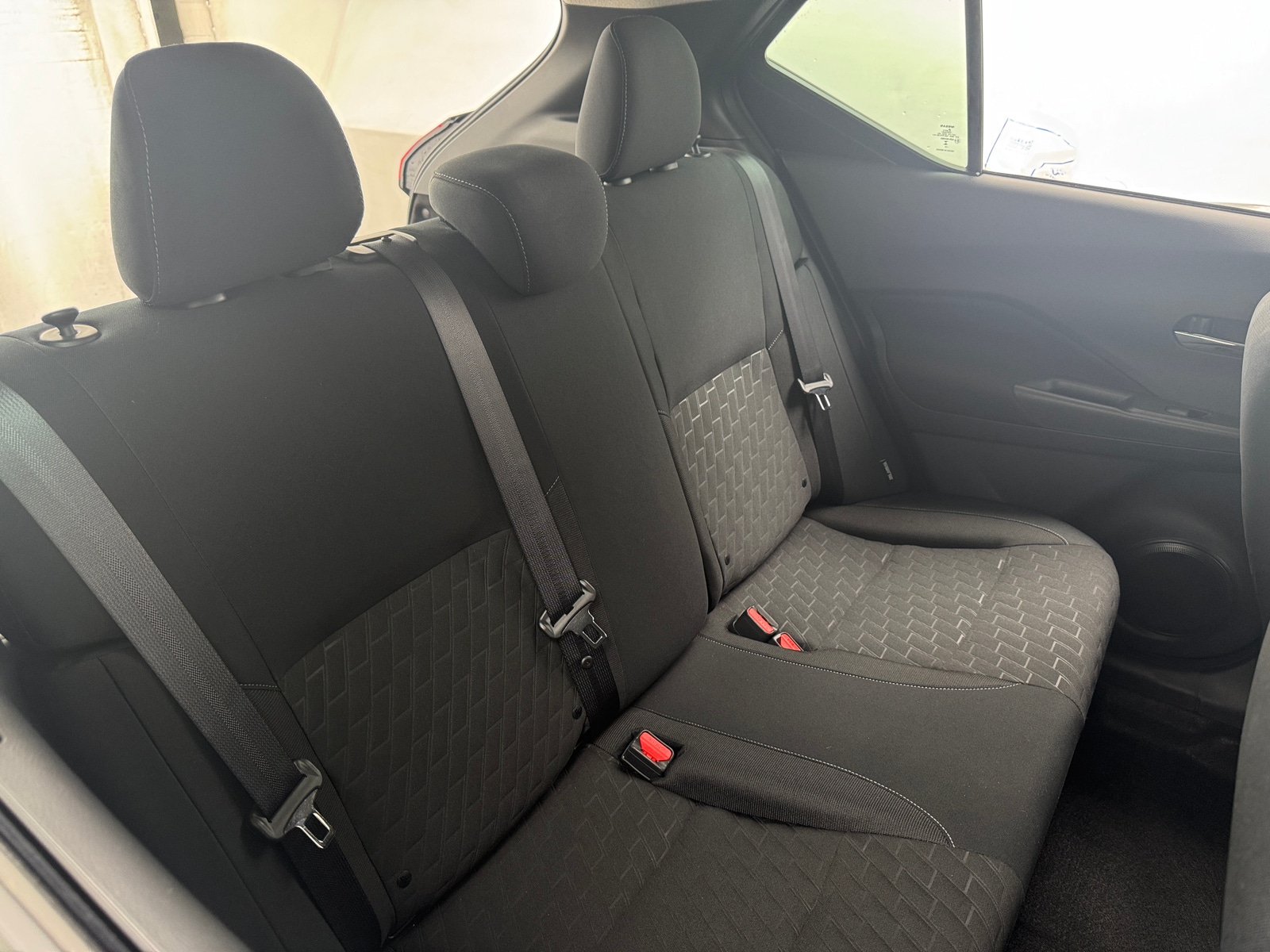 Thumbnail: 2023 Nissan Kicks - 6