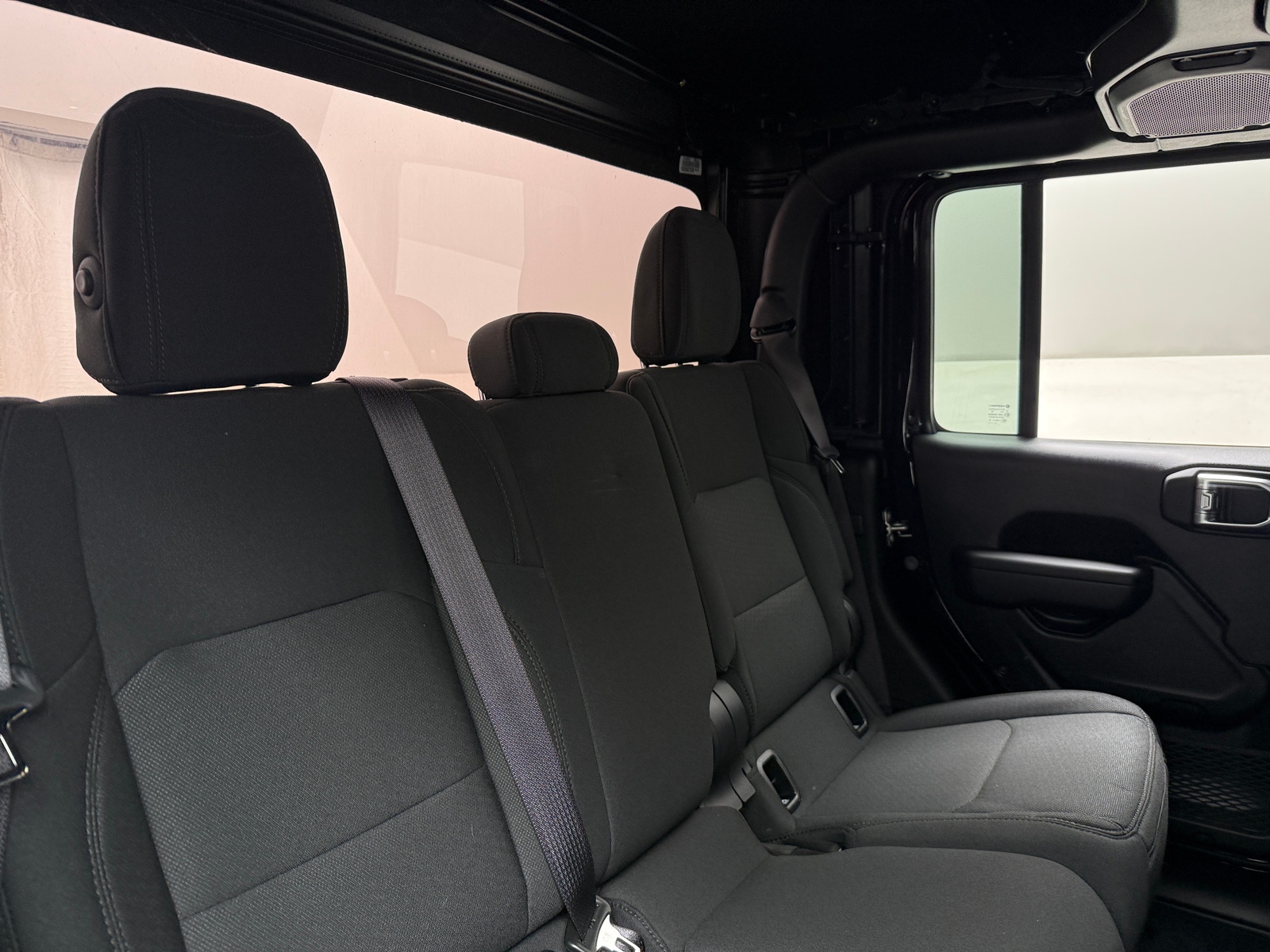 Thumbnail: 2023 Jeep Gladiator - 6