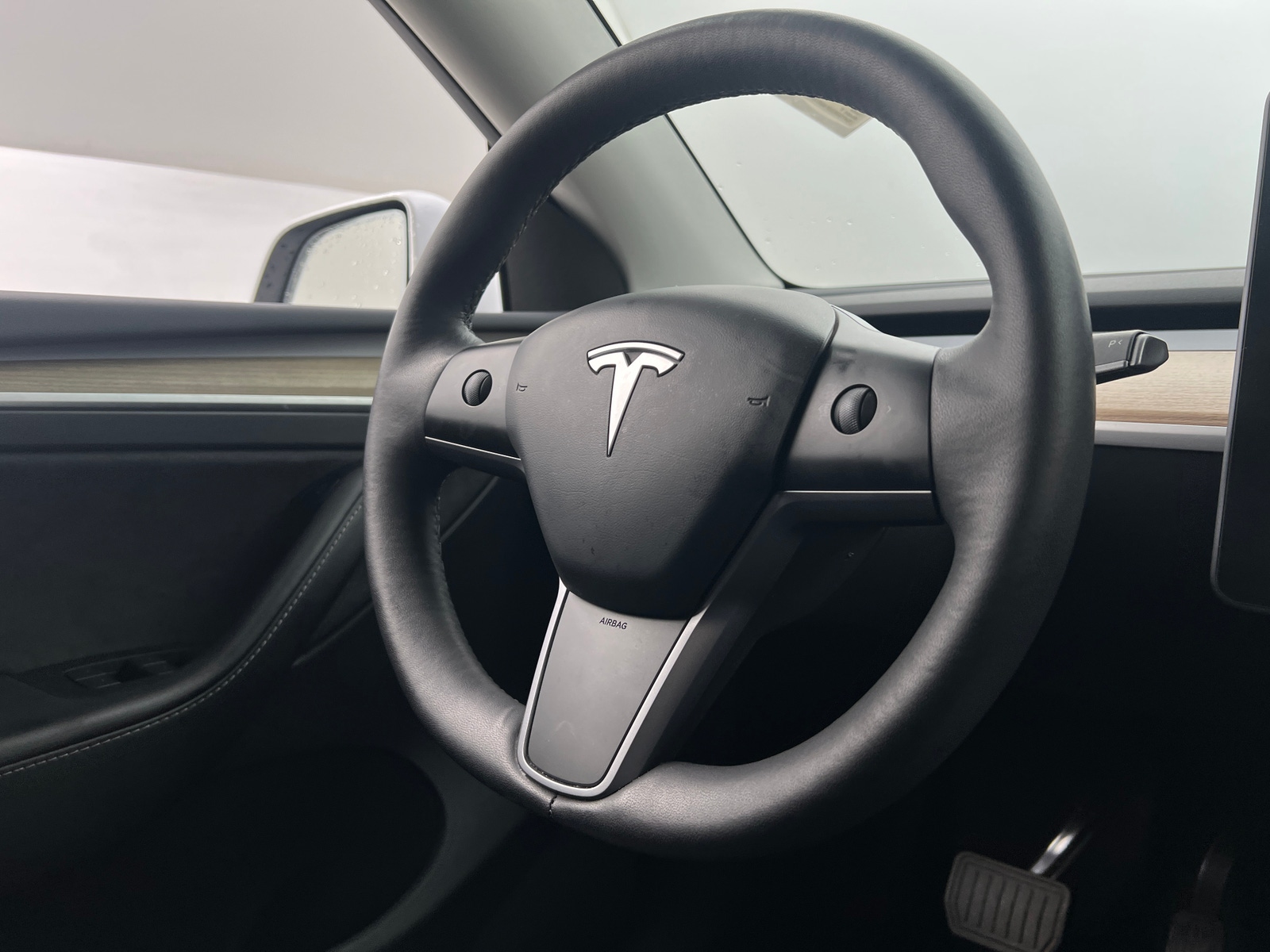 Thumbnail: 2023 Tesla Model Y - 4