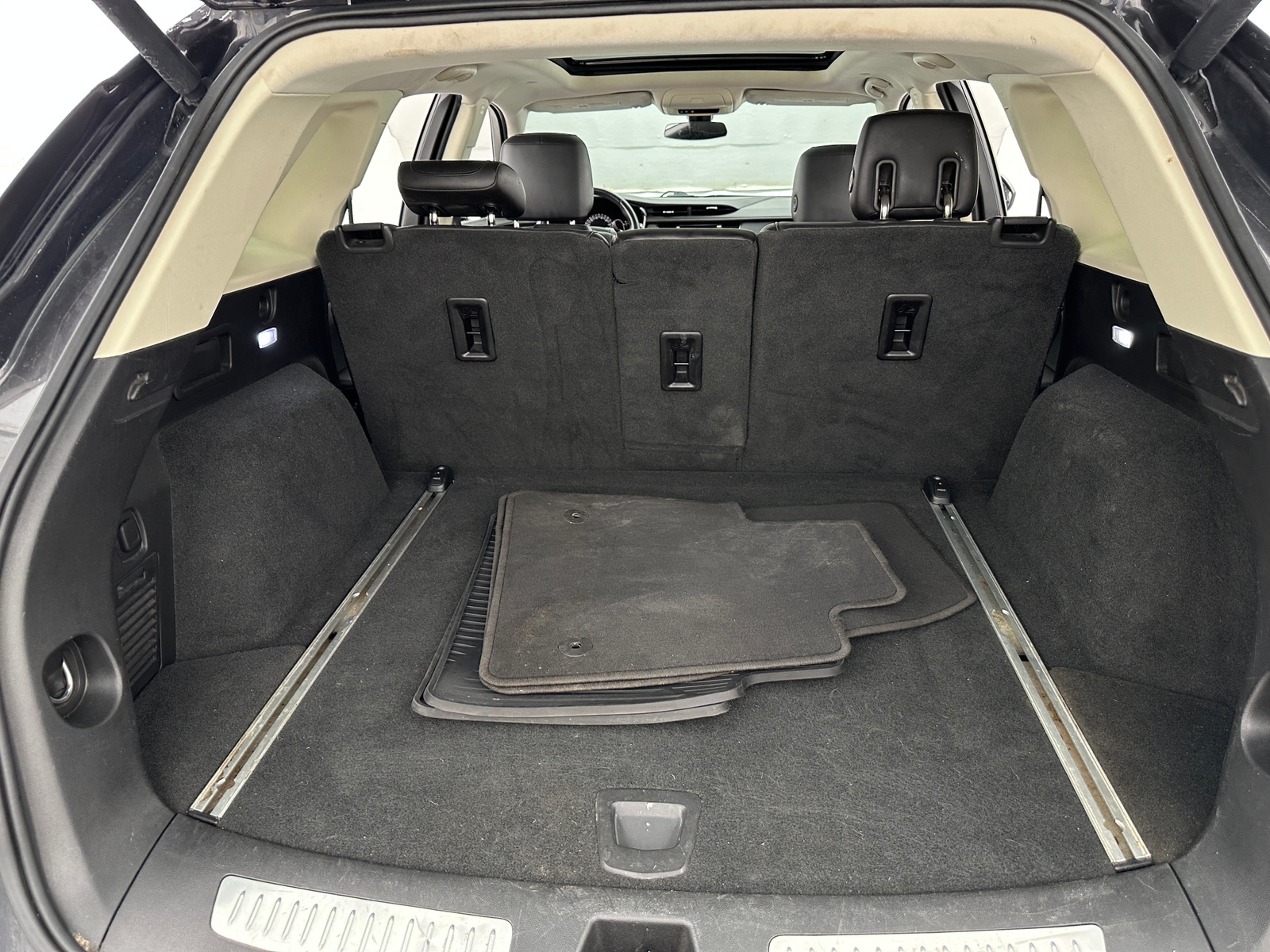 Thumbnail: 2018 Cadillac XT5 - 6