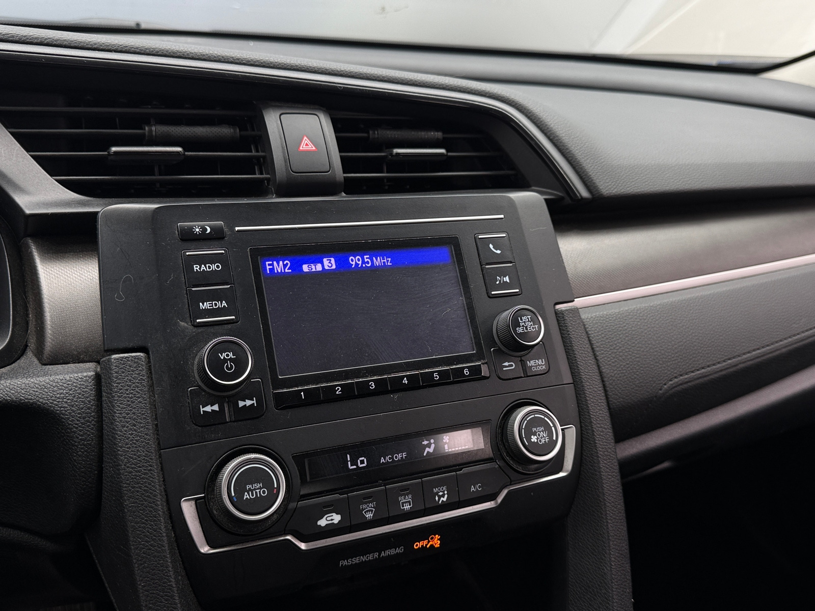 Thumbnail: 2019 Honda Civic - 4