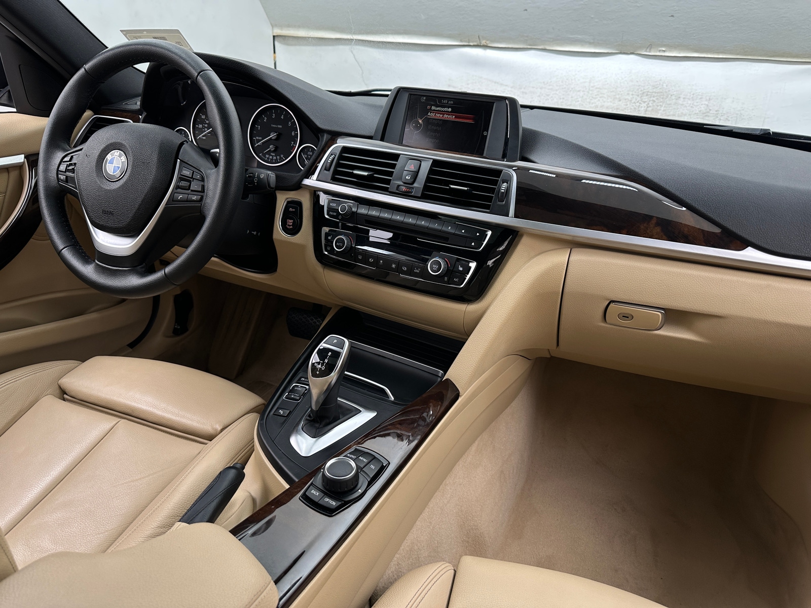 Thumbnail: 2016 BMW 3 Series - 2