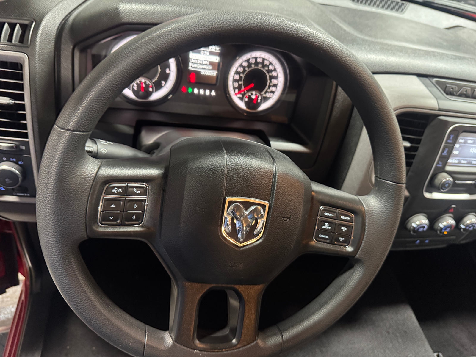 Thumbnail: 2024 RAM 1500 Classic - 4