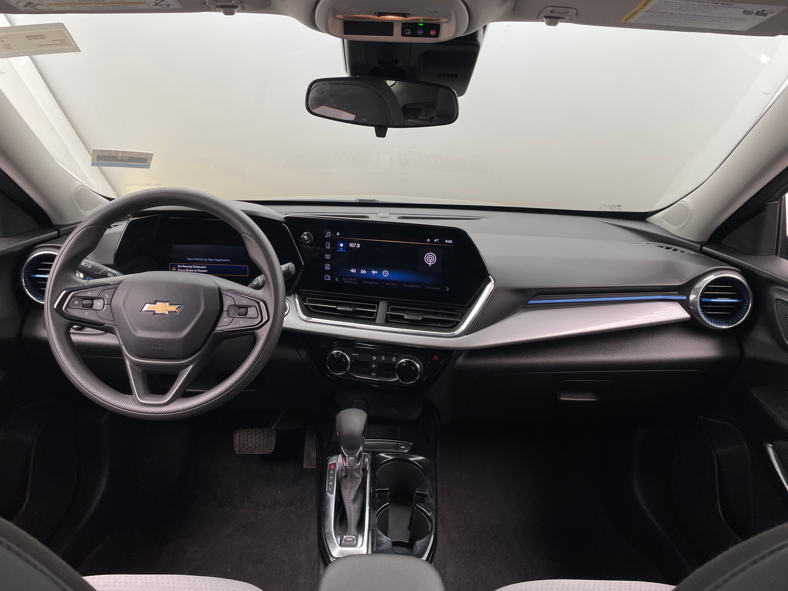 Thumbnail: 2025 Chevrolet Trax - 3