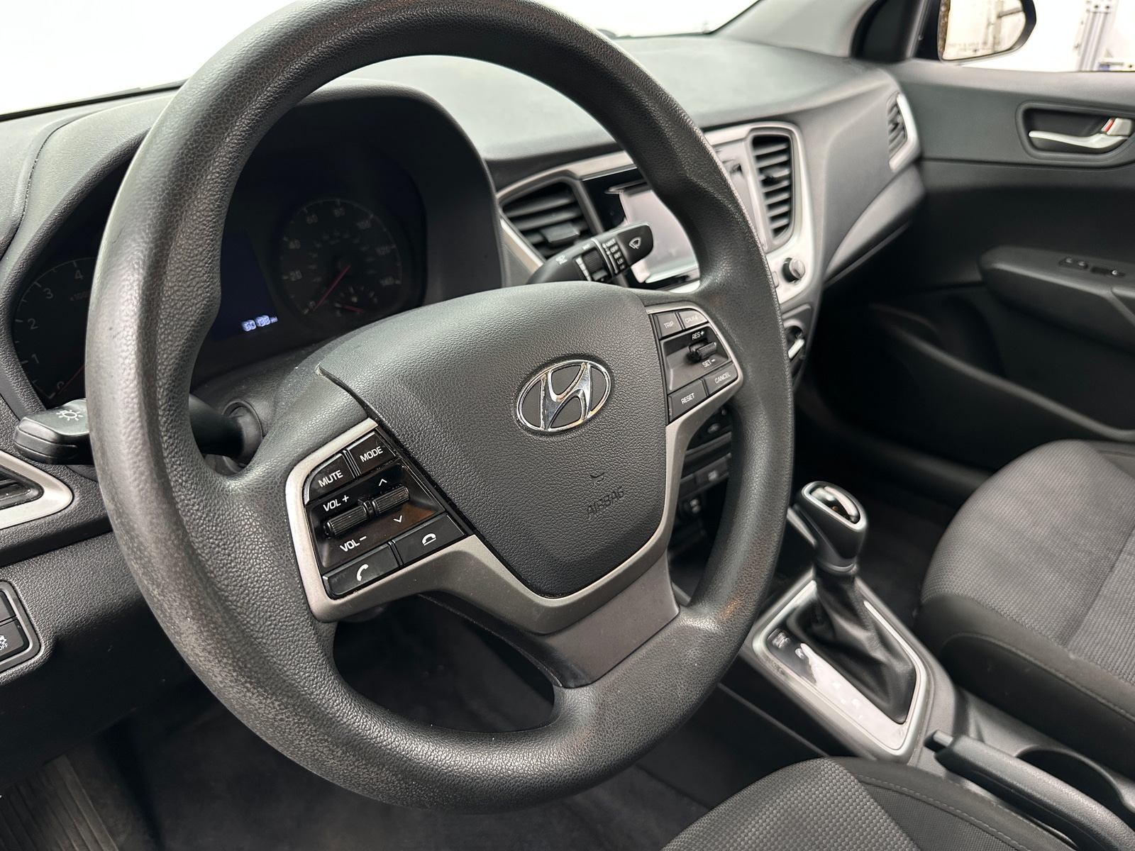 Thumbnail: 2020 Hyundai Accent - 5