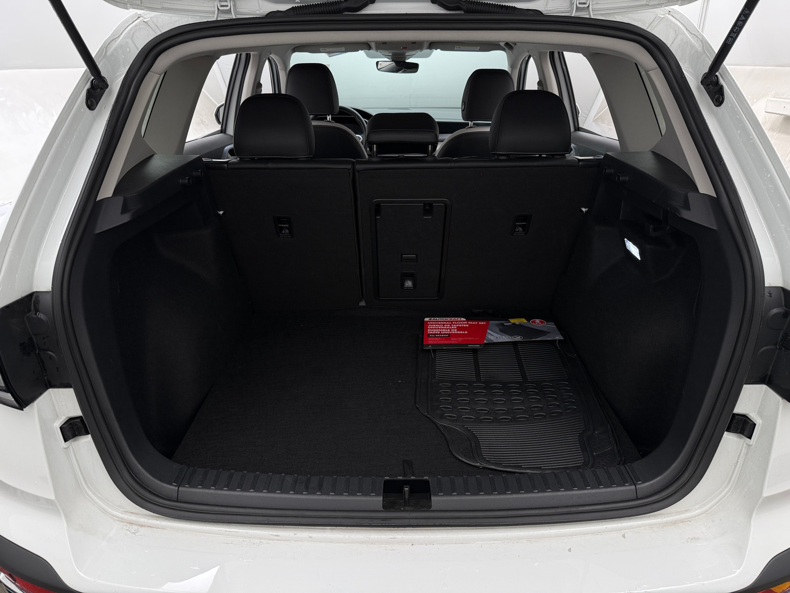 Thumbnail: 2025 Volkswagen Taos - 6