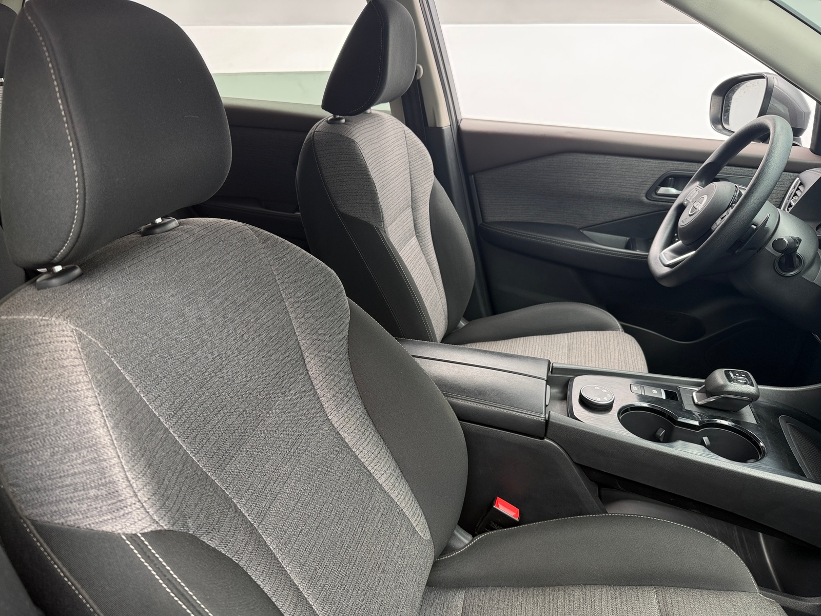 Thumbnail: 2023 Nissan Rogue - 2