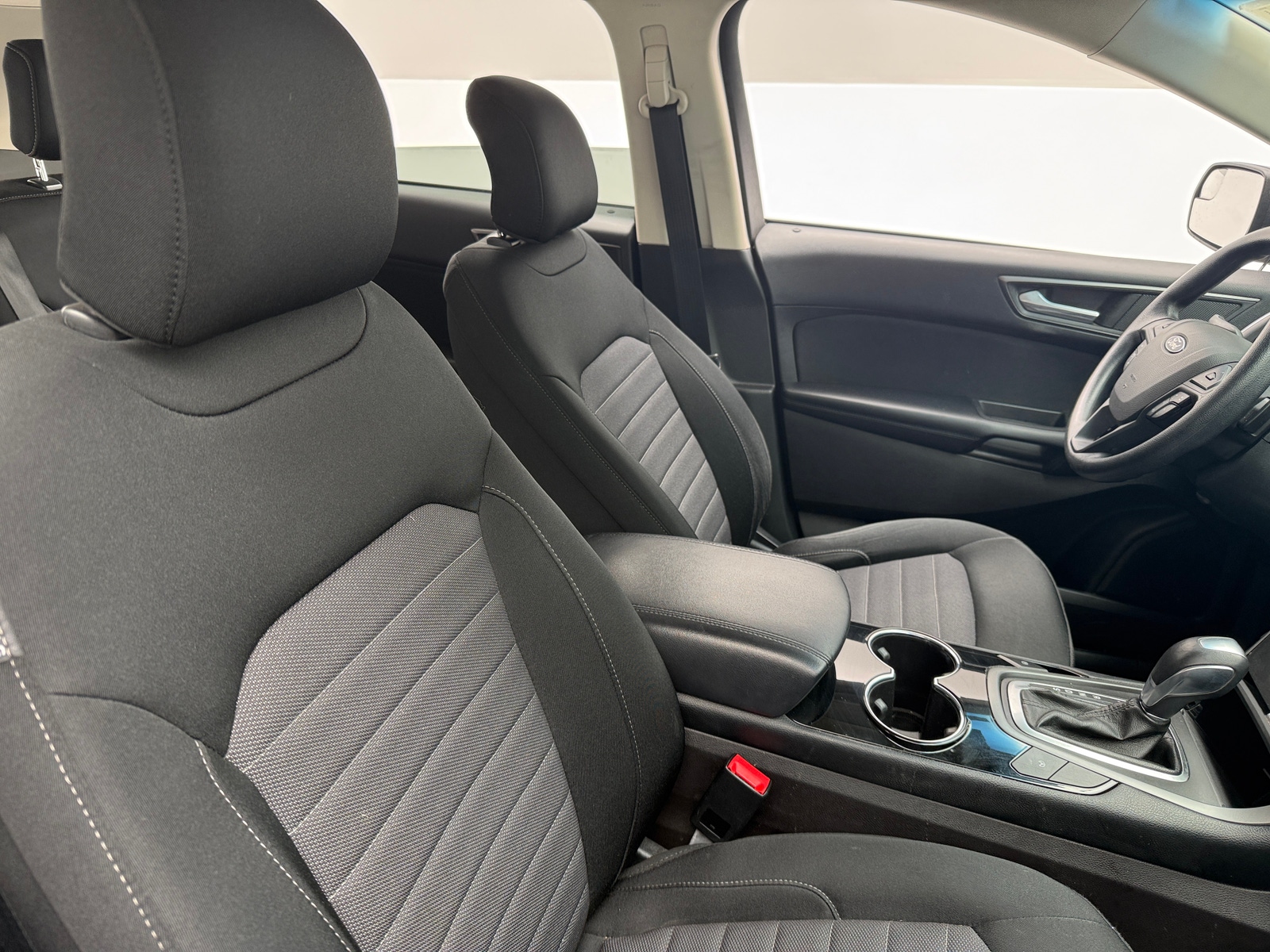 Thumbnail: 2017 Ford Edge - 2