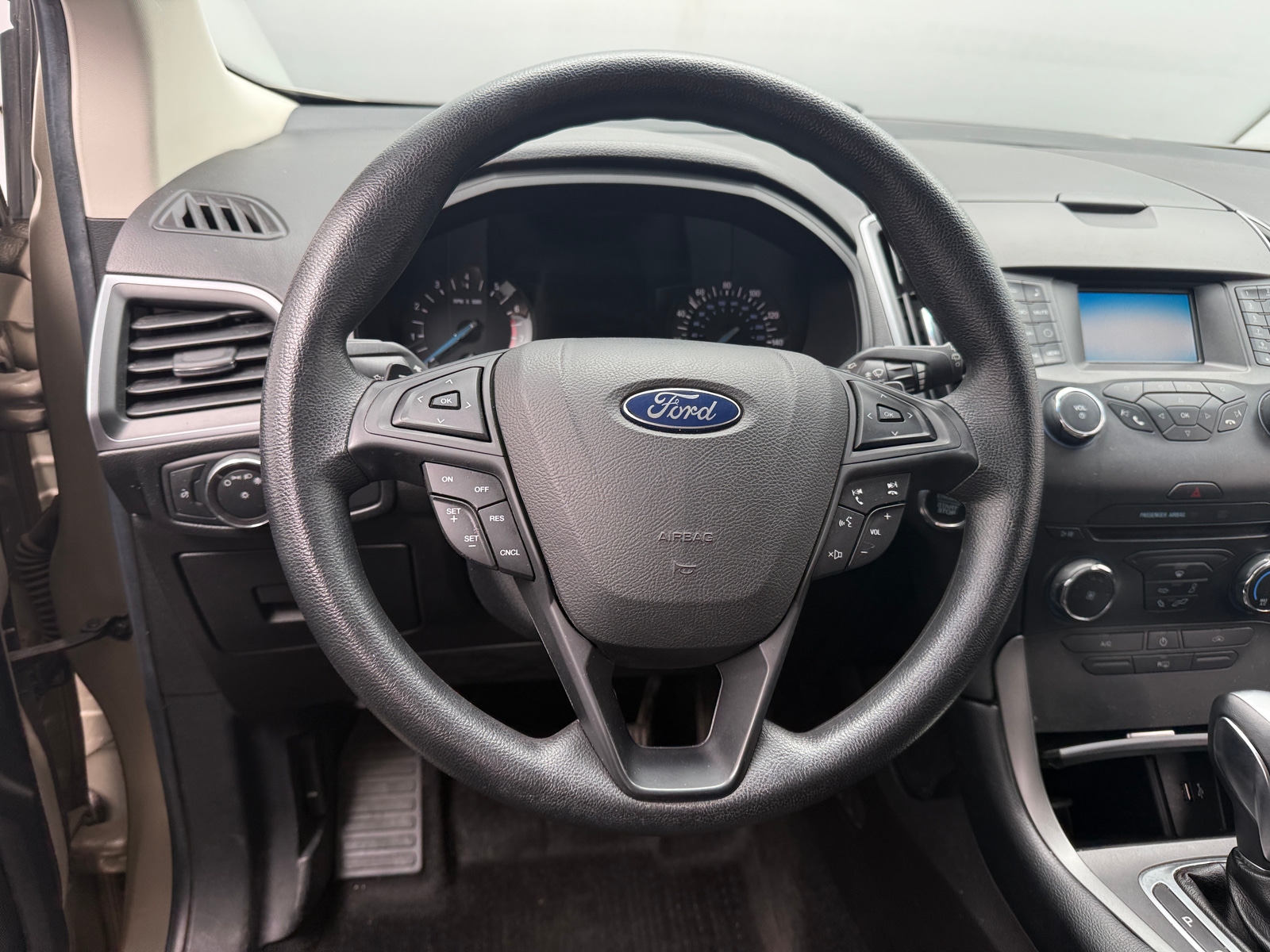 Thumbnail: 2017 Ford Edge - 5