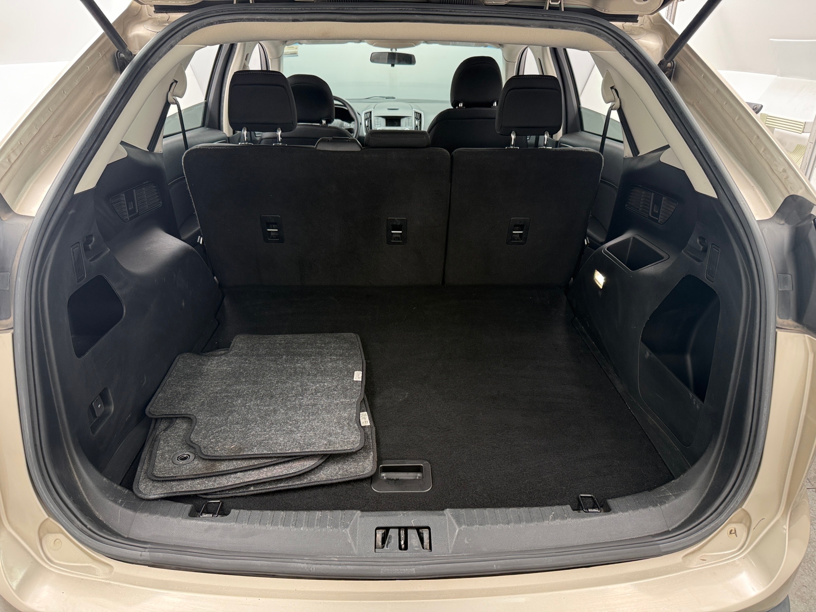 Thumbnail: 2017 Ford Edge - 7