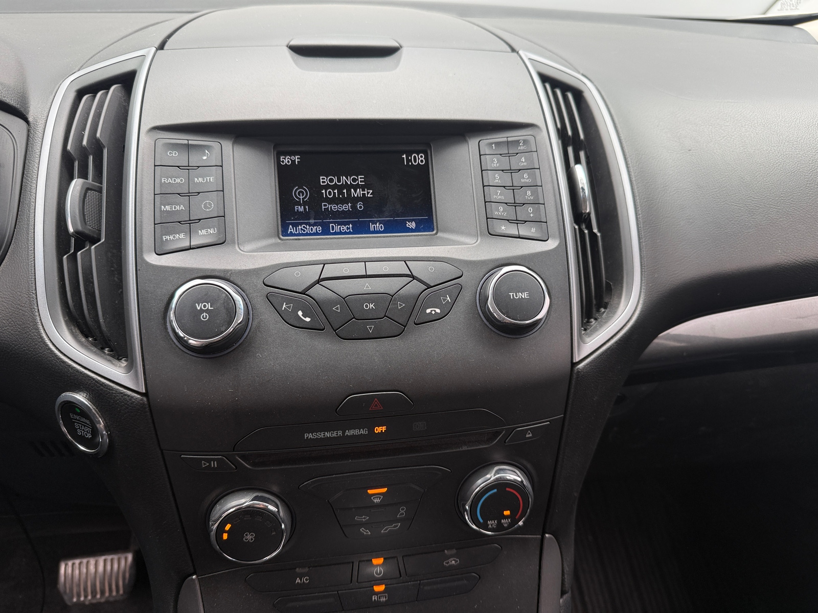 Thumbnail: 2017 Ford Edge - 4