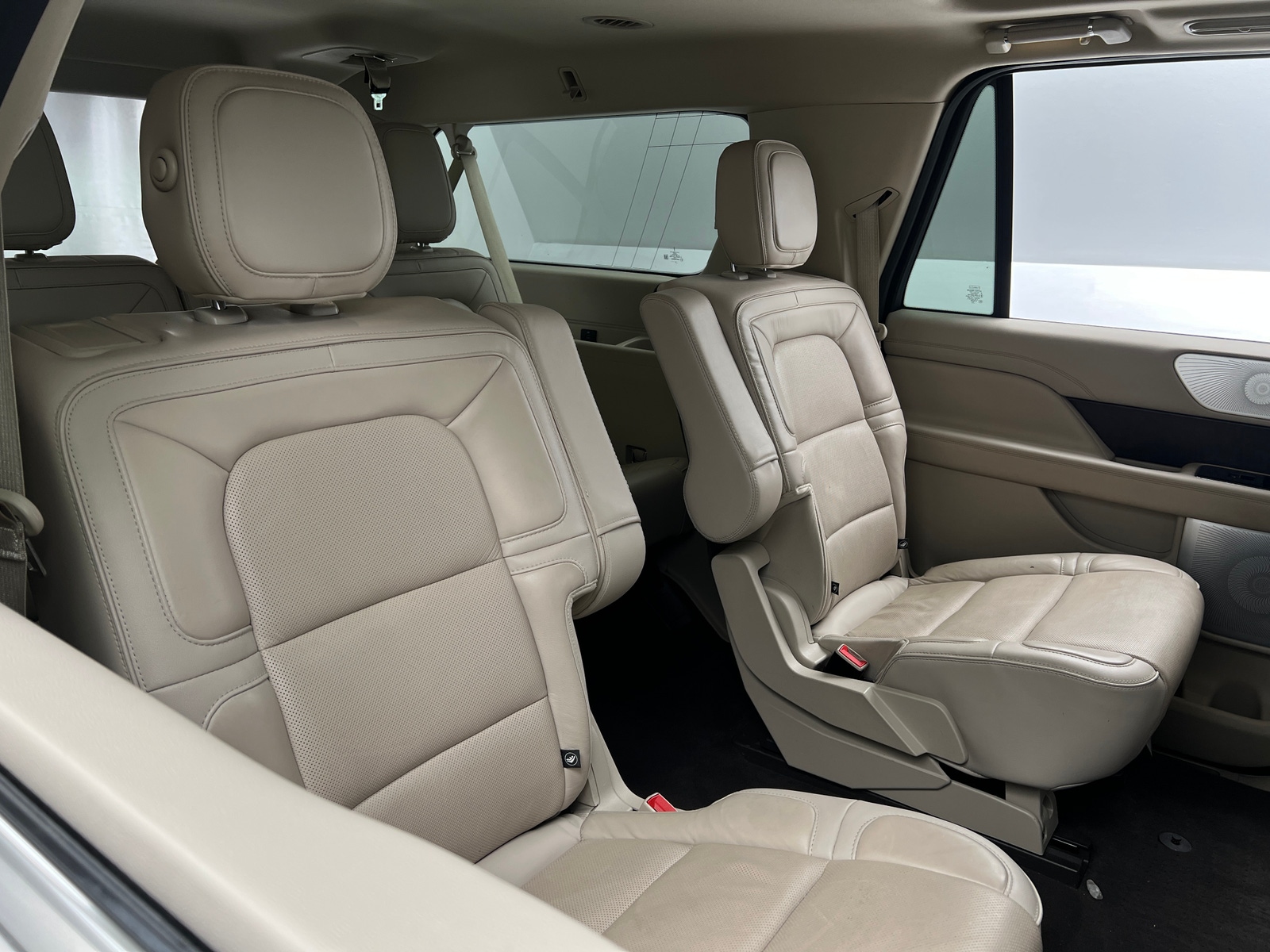 Thumbnail: 2019 Lincoln Navigator L - 5