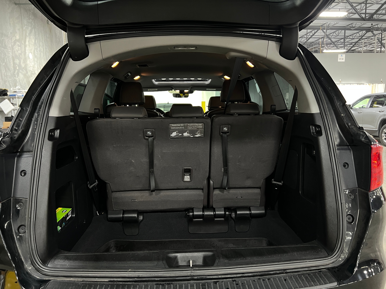 Thumbnail: 2019 Honda Odyssey - 6