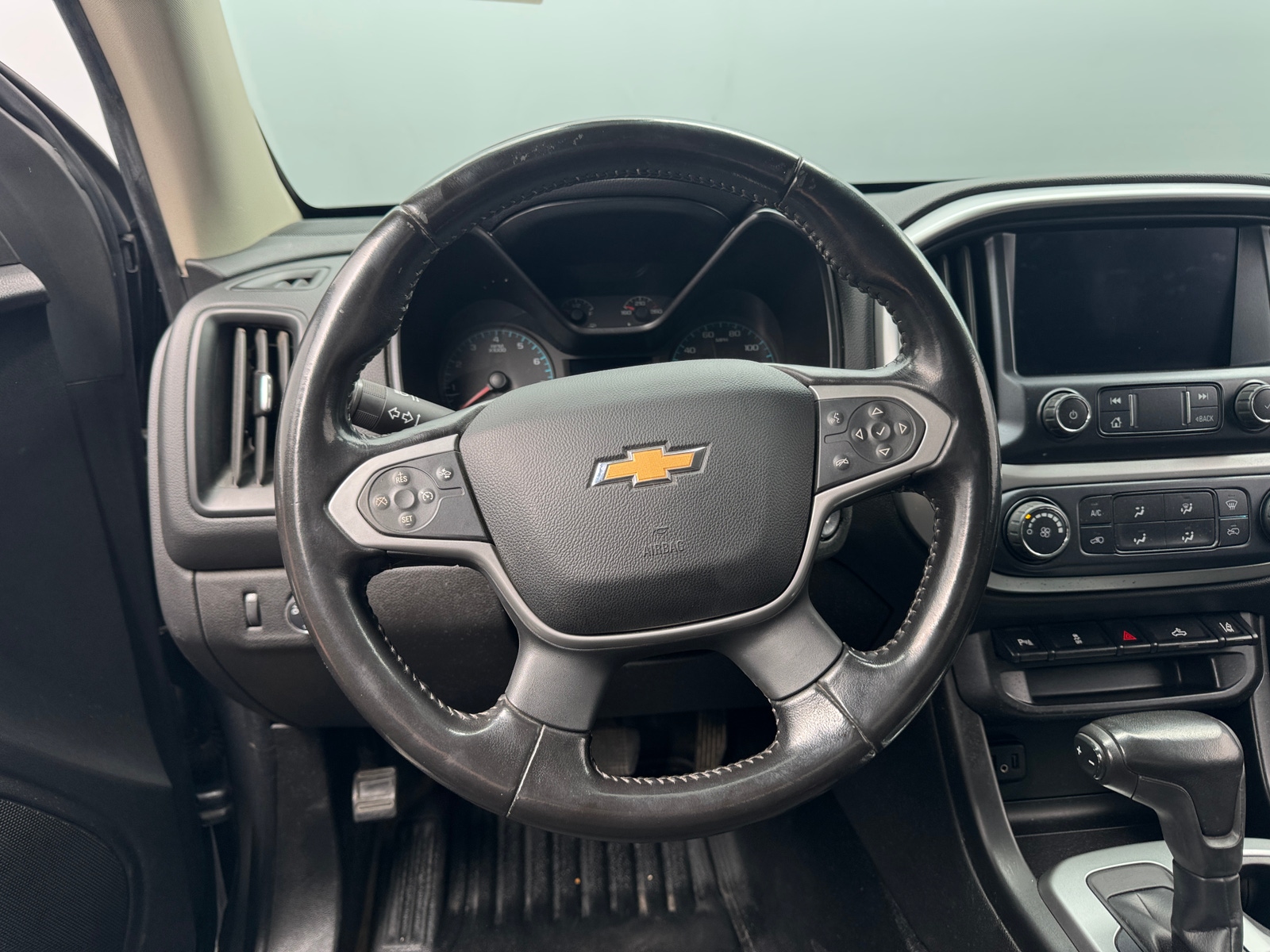 Thumbnail: 2021 Chevrolet Colorado - 5