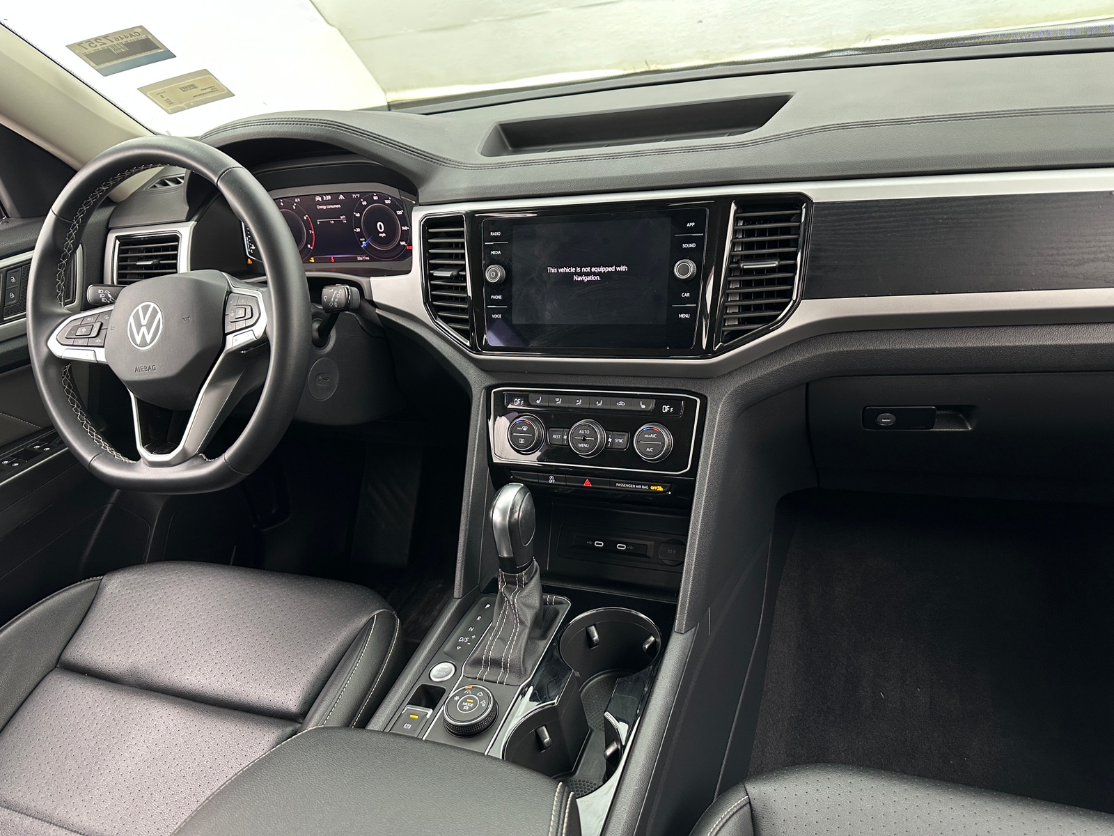 Thumbnail: 2022 Volkswagen Atlas - 2