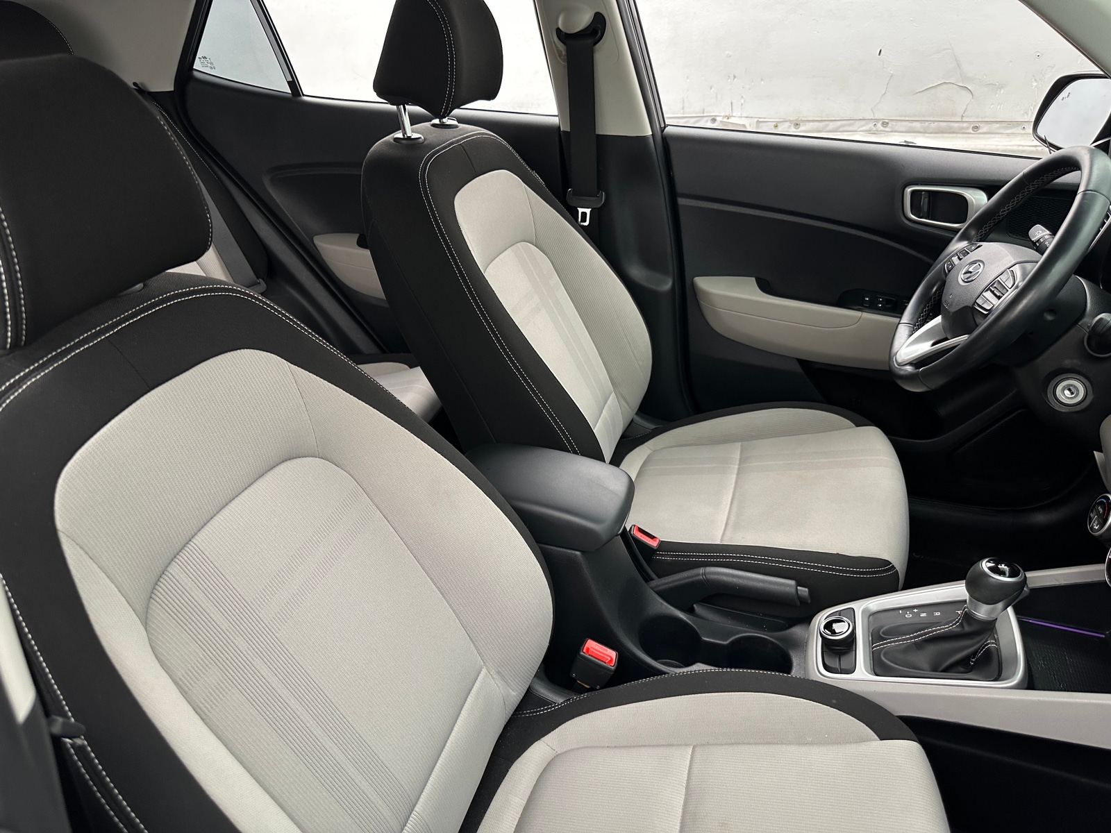 Thumbnail: 2021 Hyundai Venue - 2