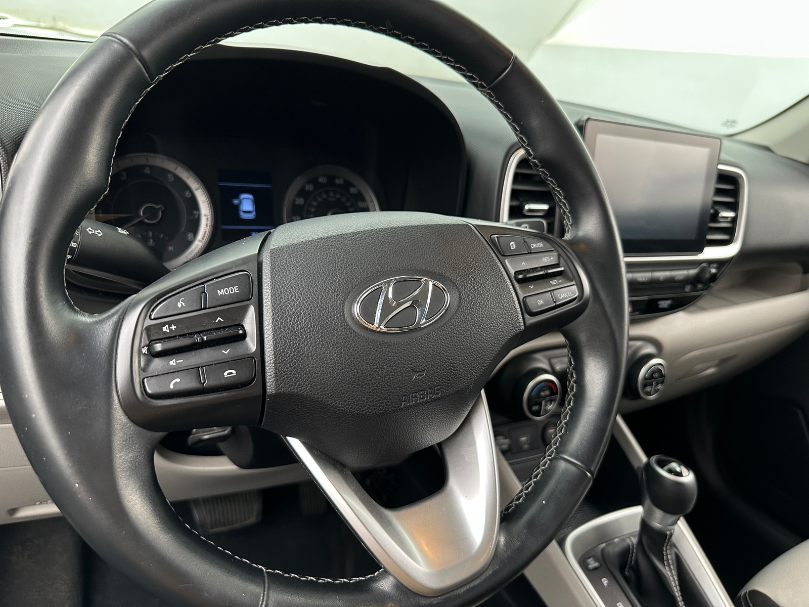 Thumbnail: 2021 Hyundai Venue - 5