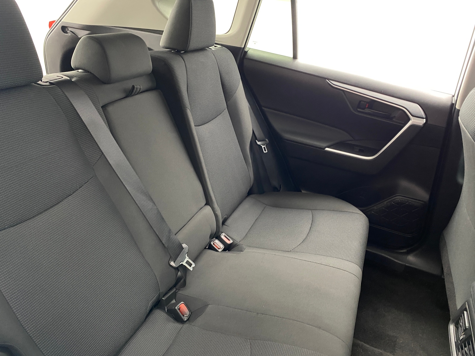 Thumbnail: 2022 Toyota RAV4 - 6