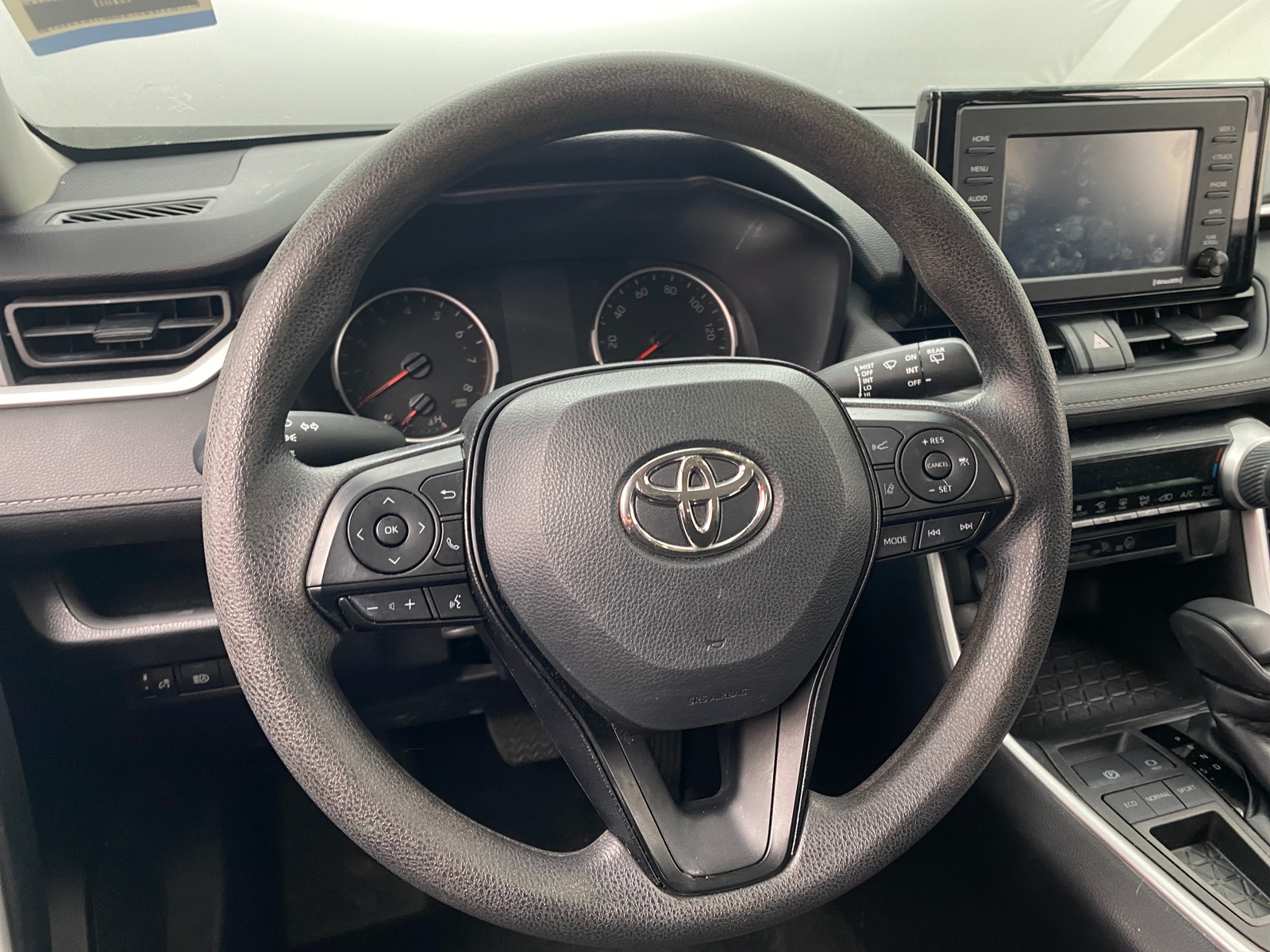 Thumbnail: 2022 Toyota RAV4 - 5