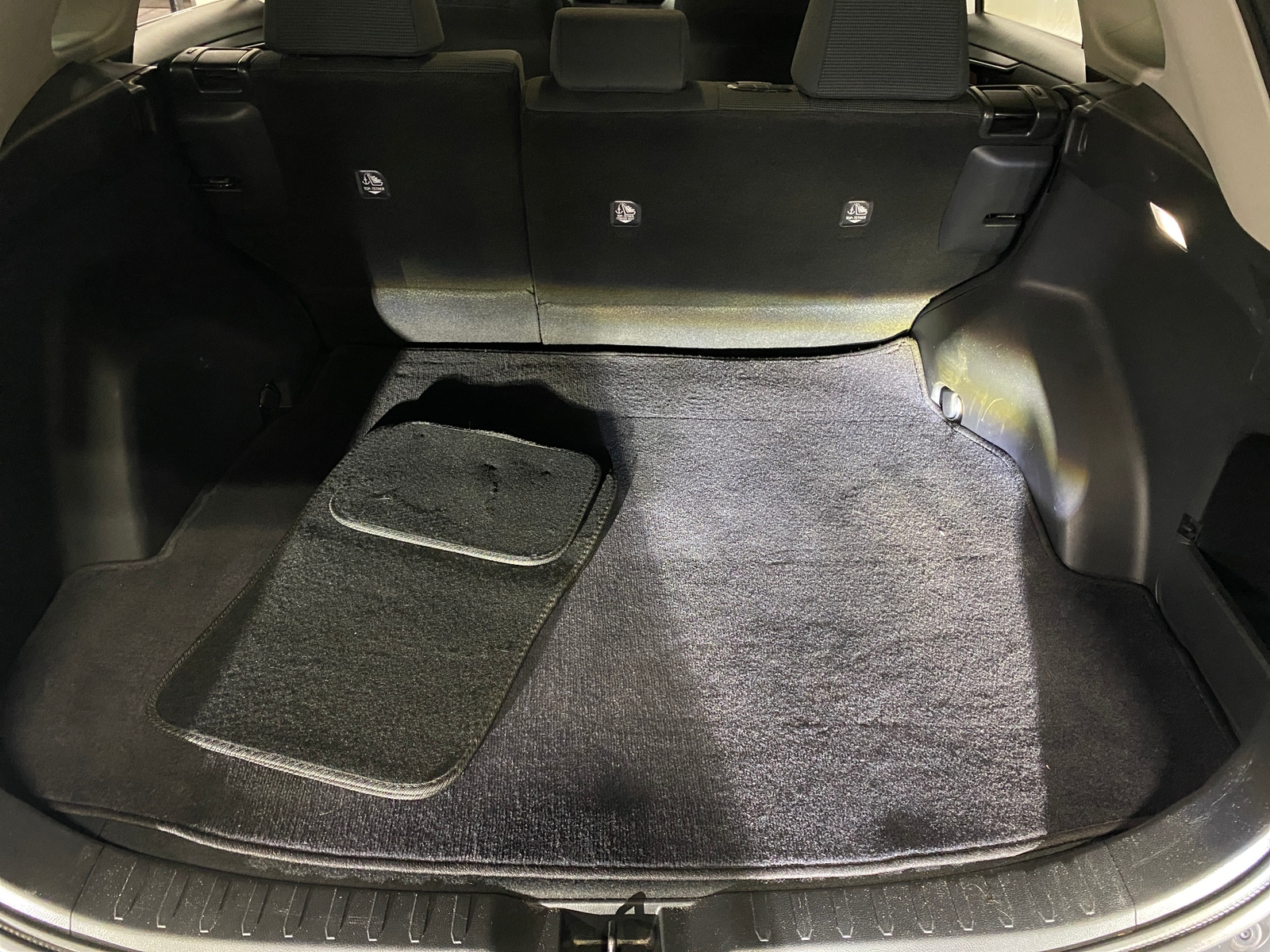 Thumbnail: 2022 Toyota RAV4 - 7