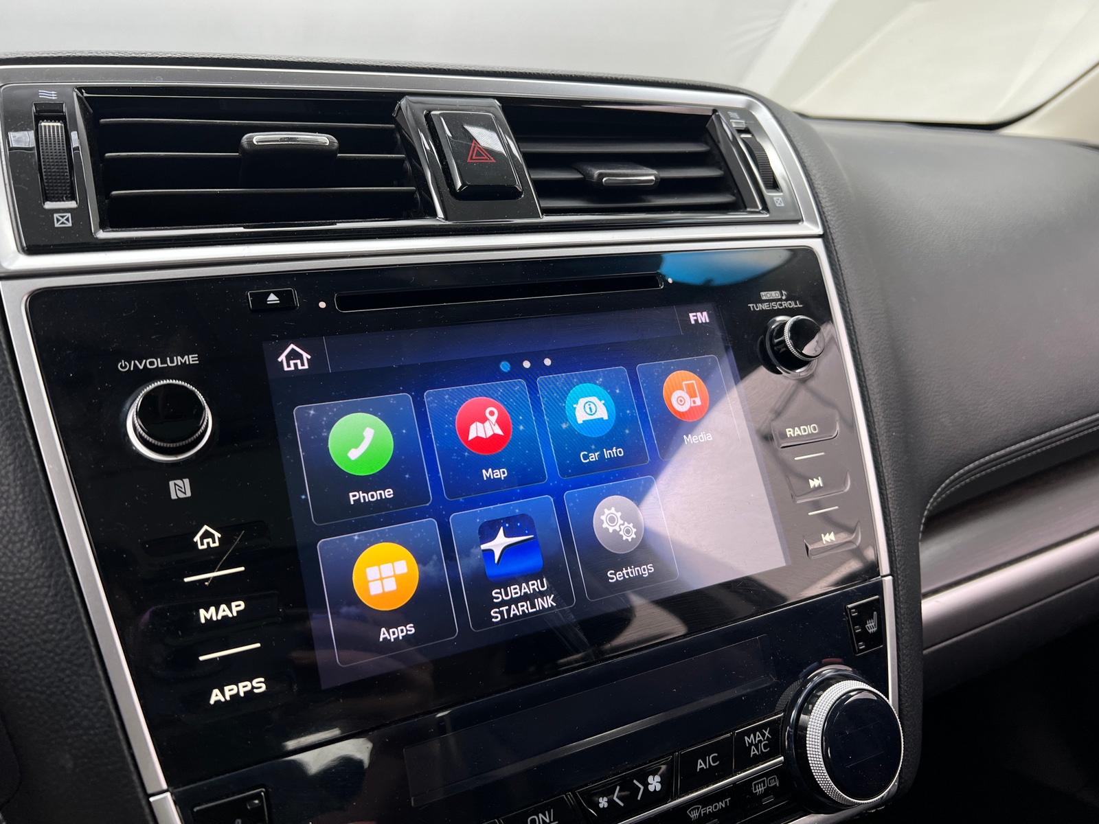 Thumbnail: 2019 Subaru Legacy - 3