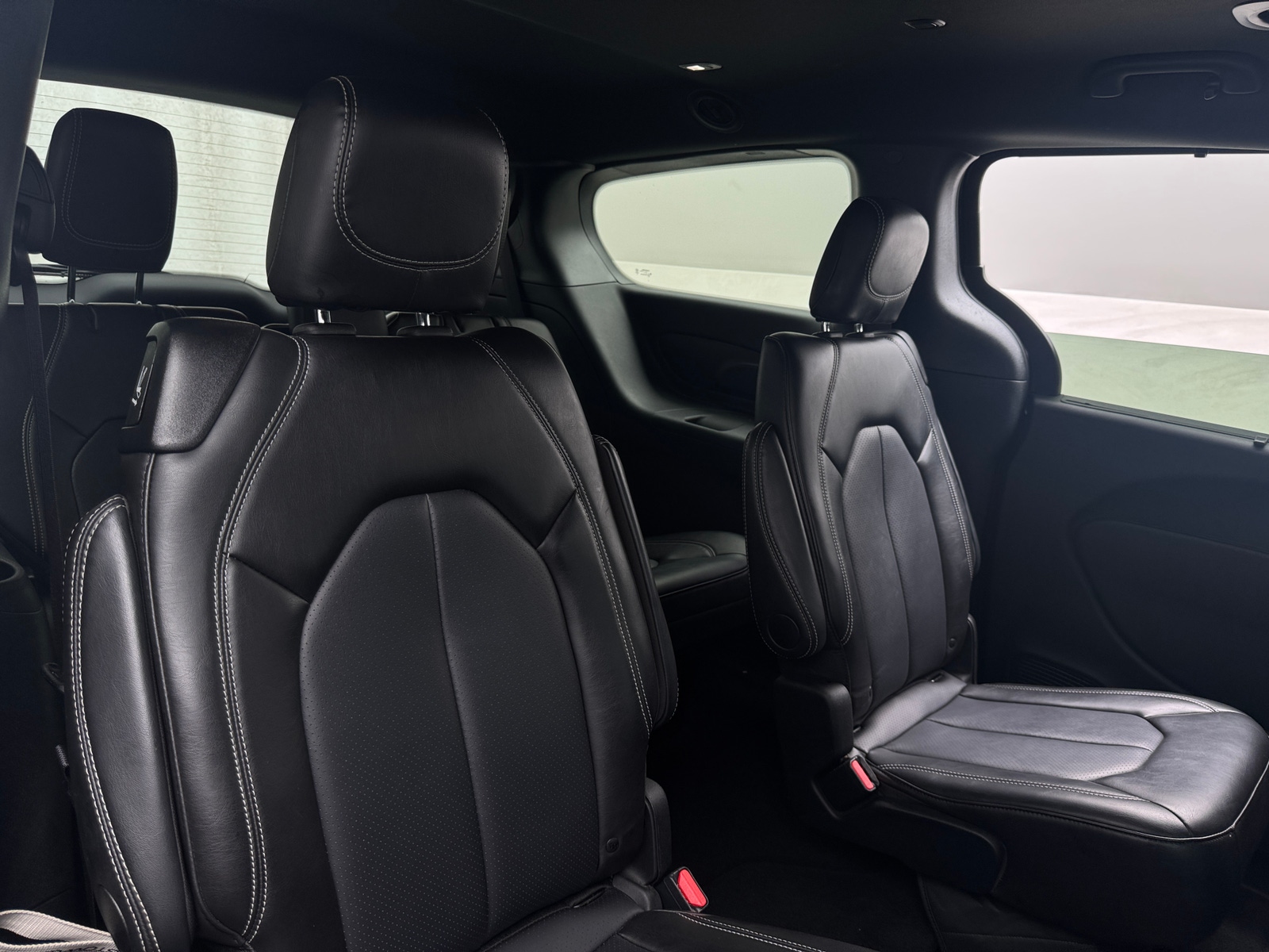 Thumbnail: 2025 Chrysler Pacifica - 5