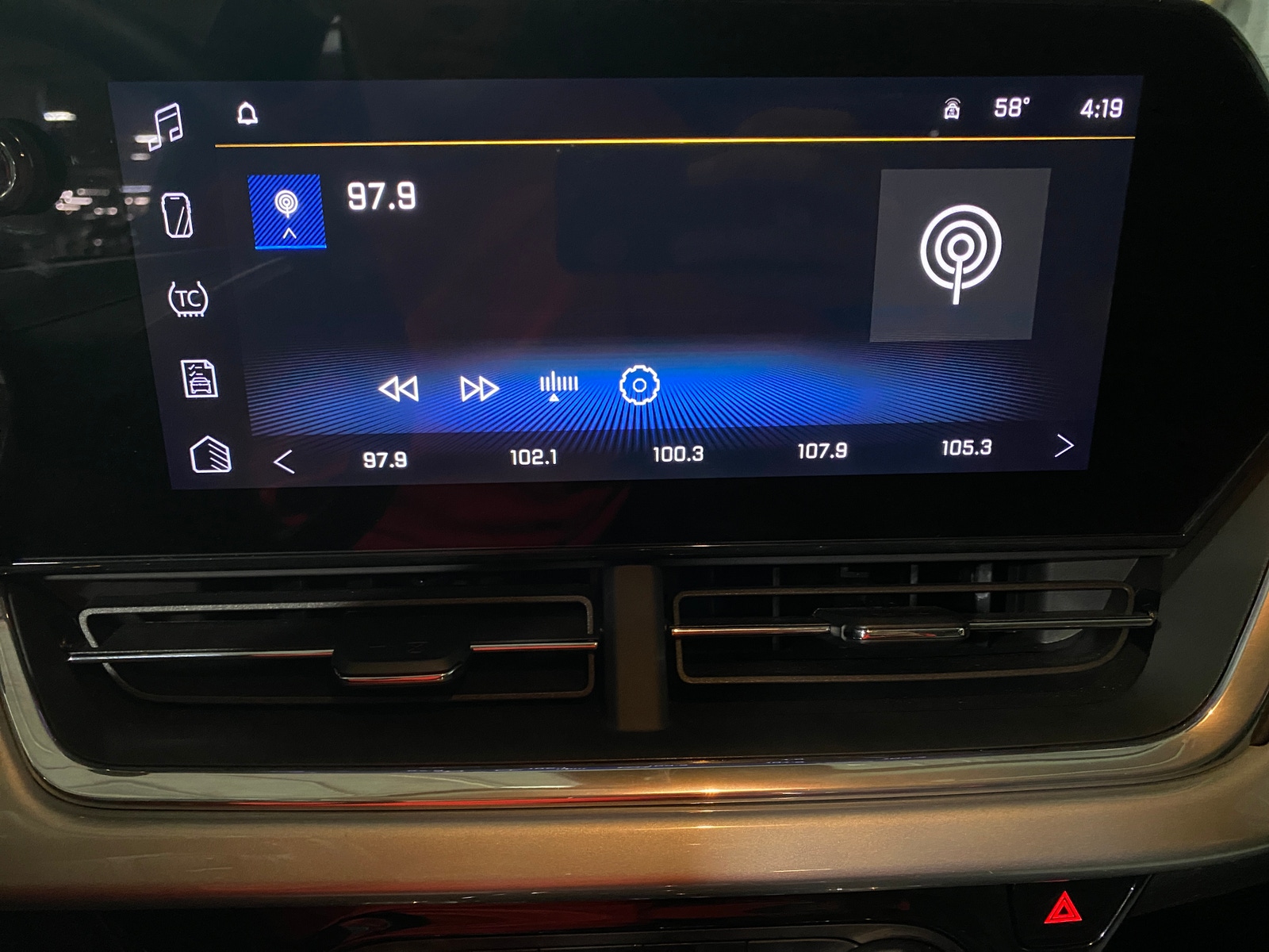 Thumbnail: 2025 Chevrolet Trax - 4