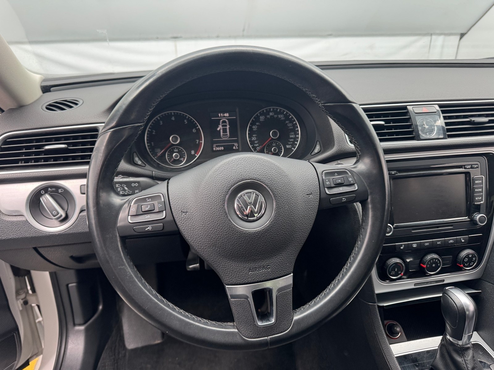 Thumbnail: 2013 Volkswagen Passat - 4