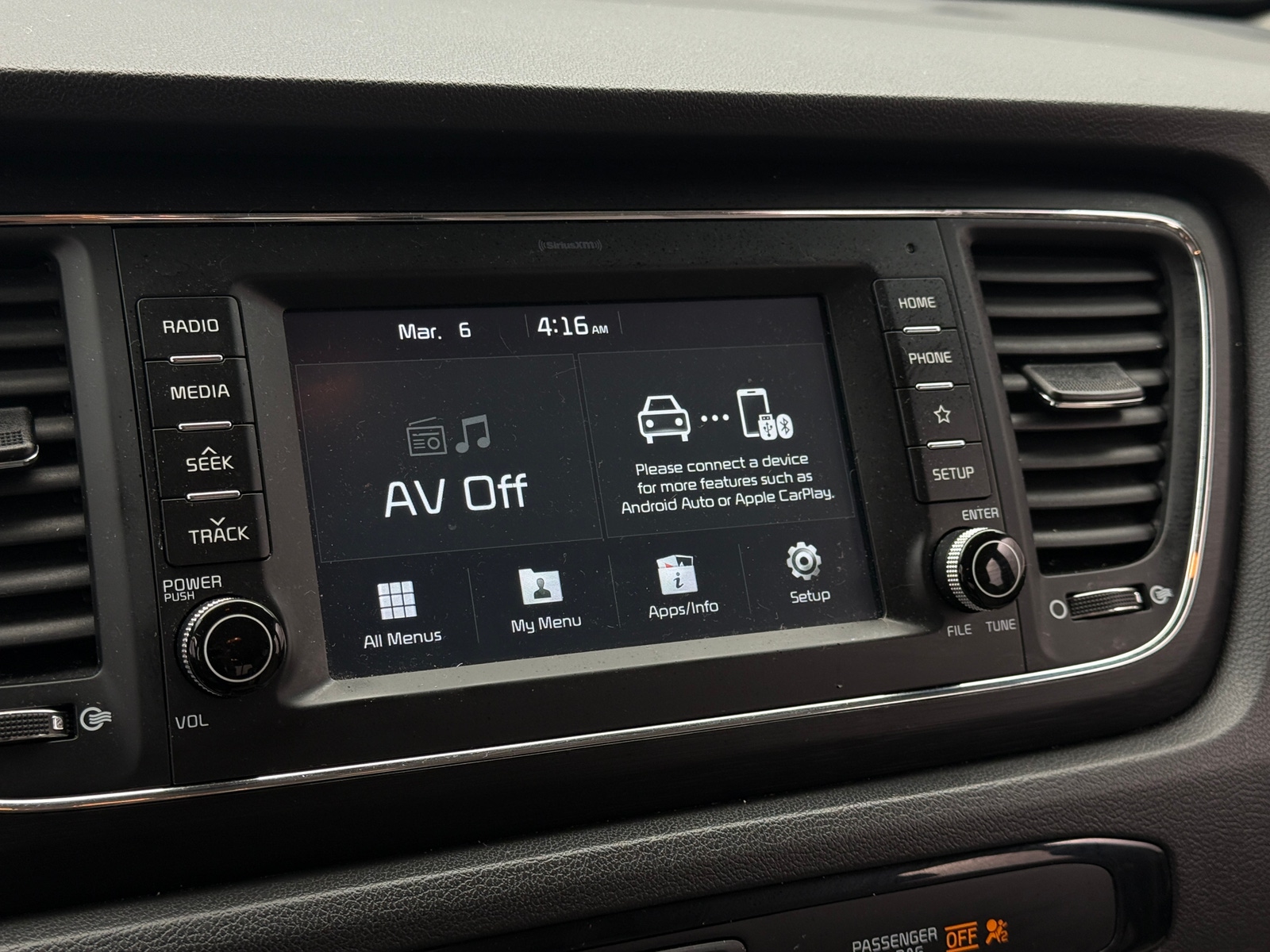 Thumbnail: 2021 Kia Sedona - 4