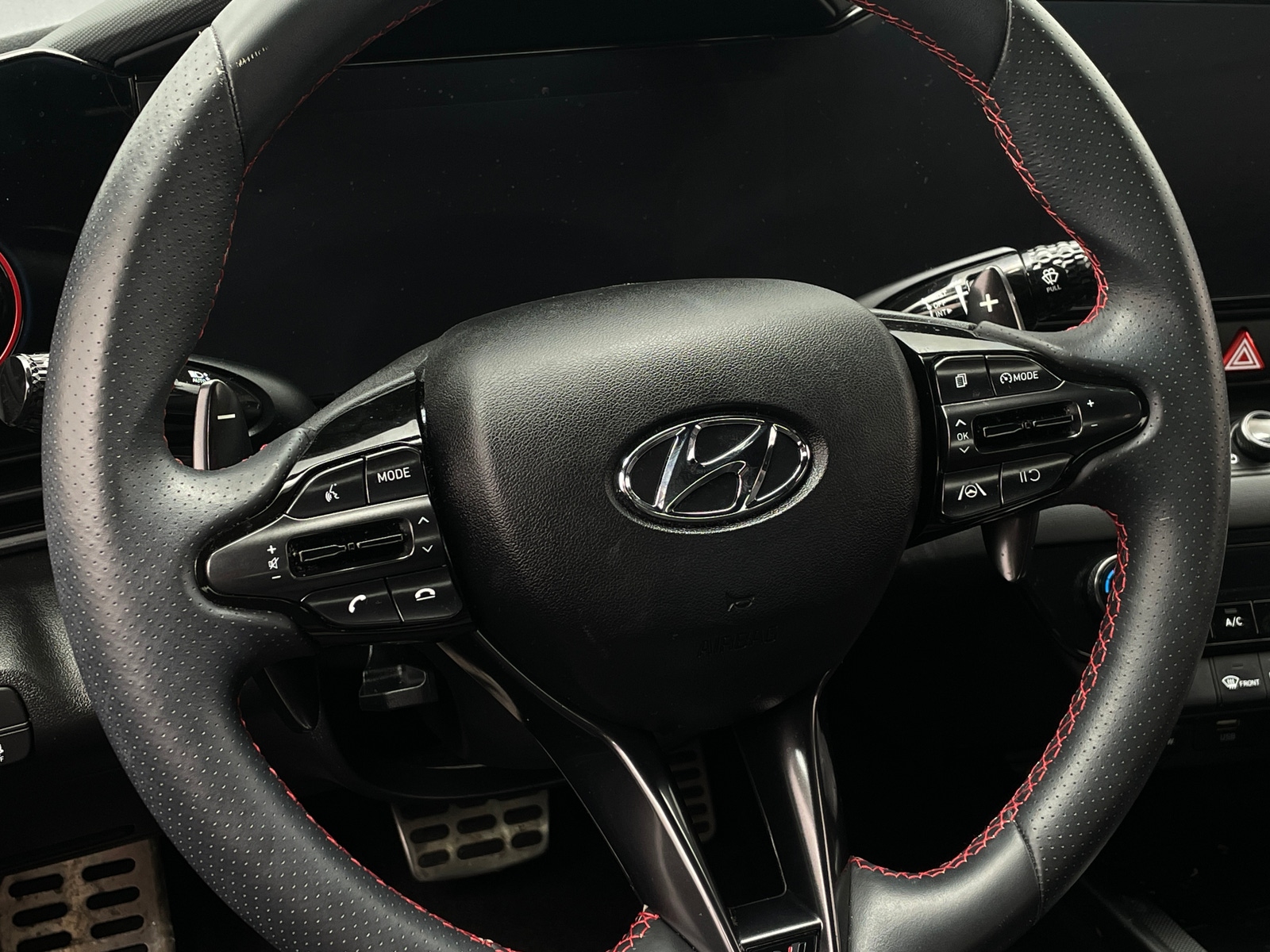 Thumbnail: 2023 Hyundai Elantra - 5