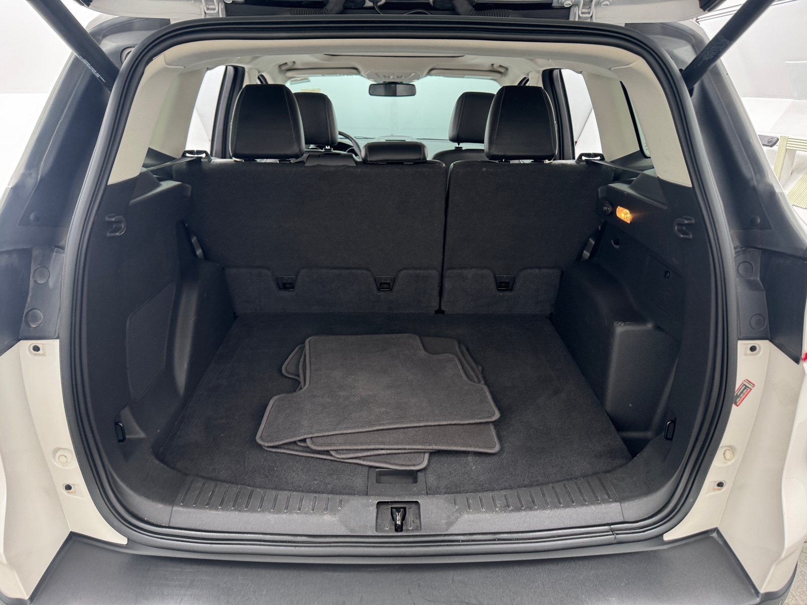 Thumbnail: 2015 Ford Escape - 6