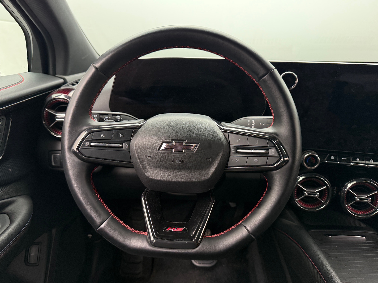 Thumbnail: 2024 Chevrolet Blazer EV - 4