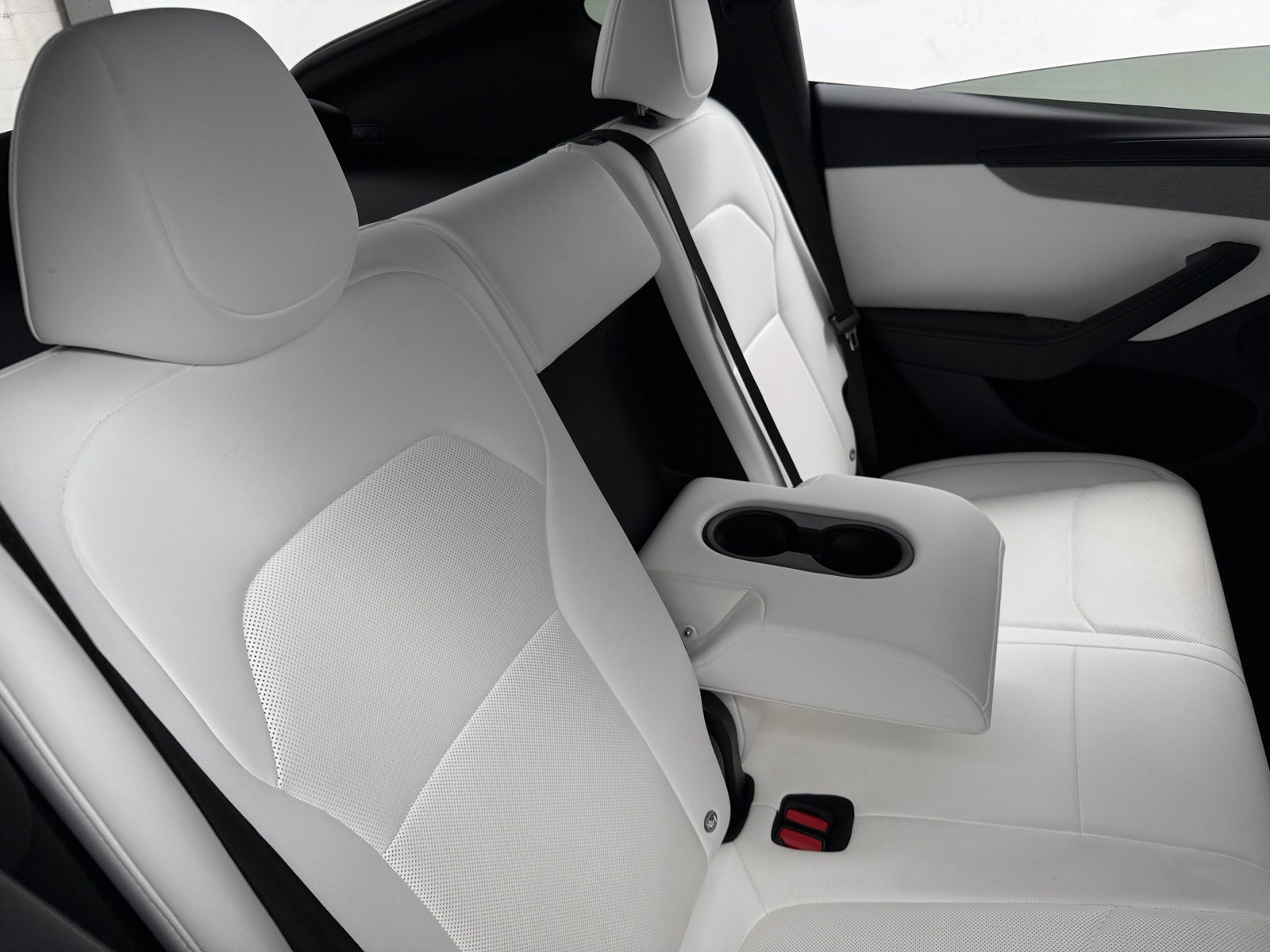 Thumbnail: 2026 Tesla Model Y - 5