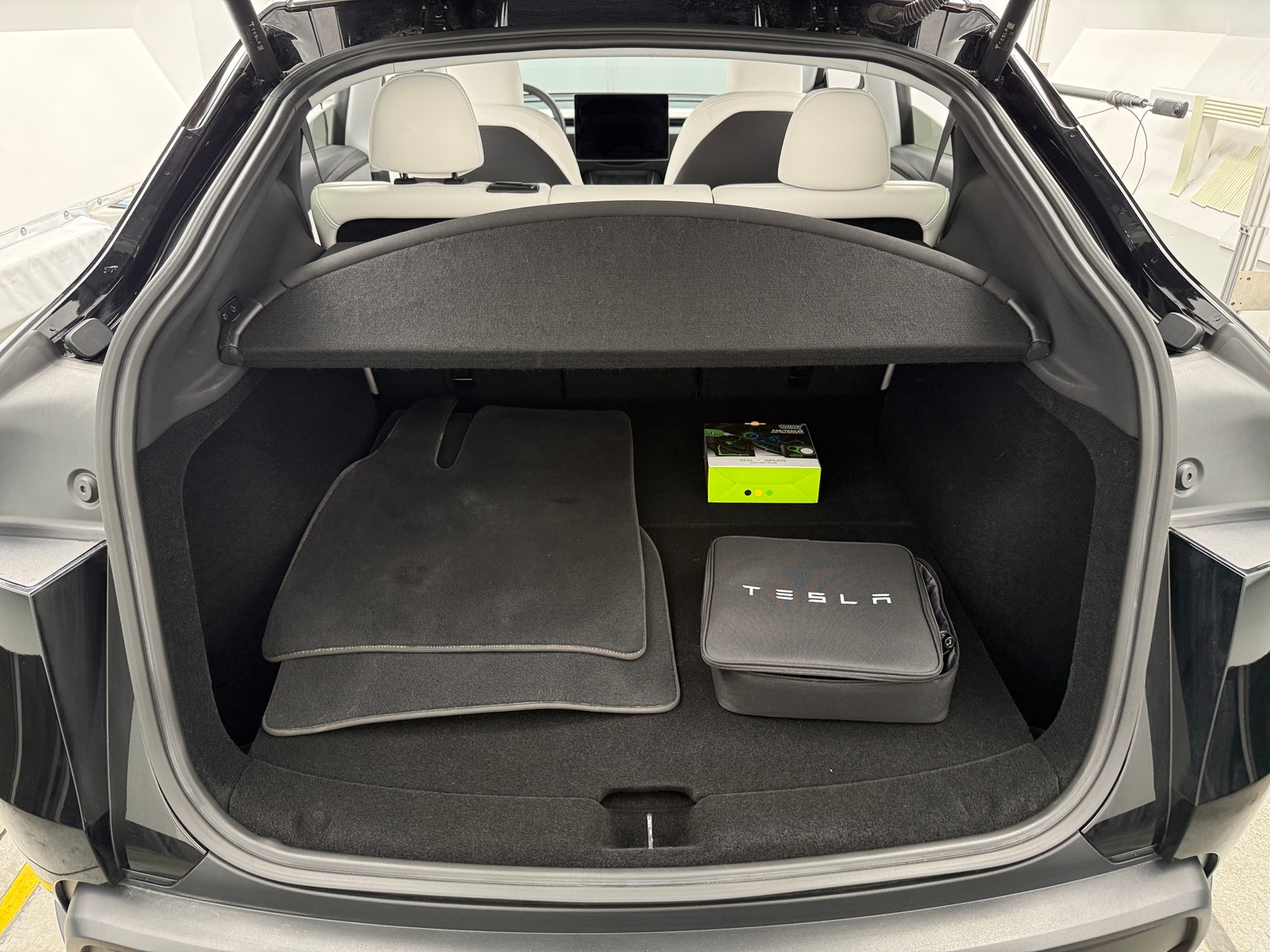 Thumbnail: 2026 Tesla Model Y - 6